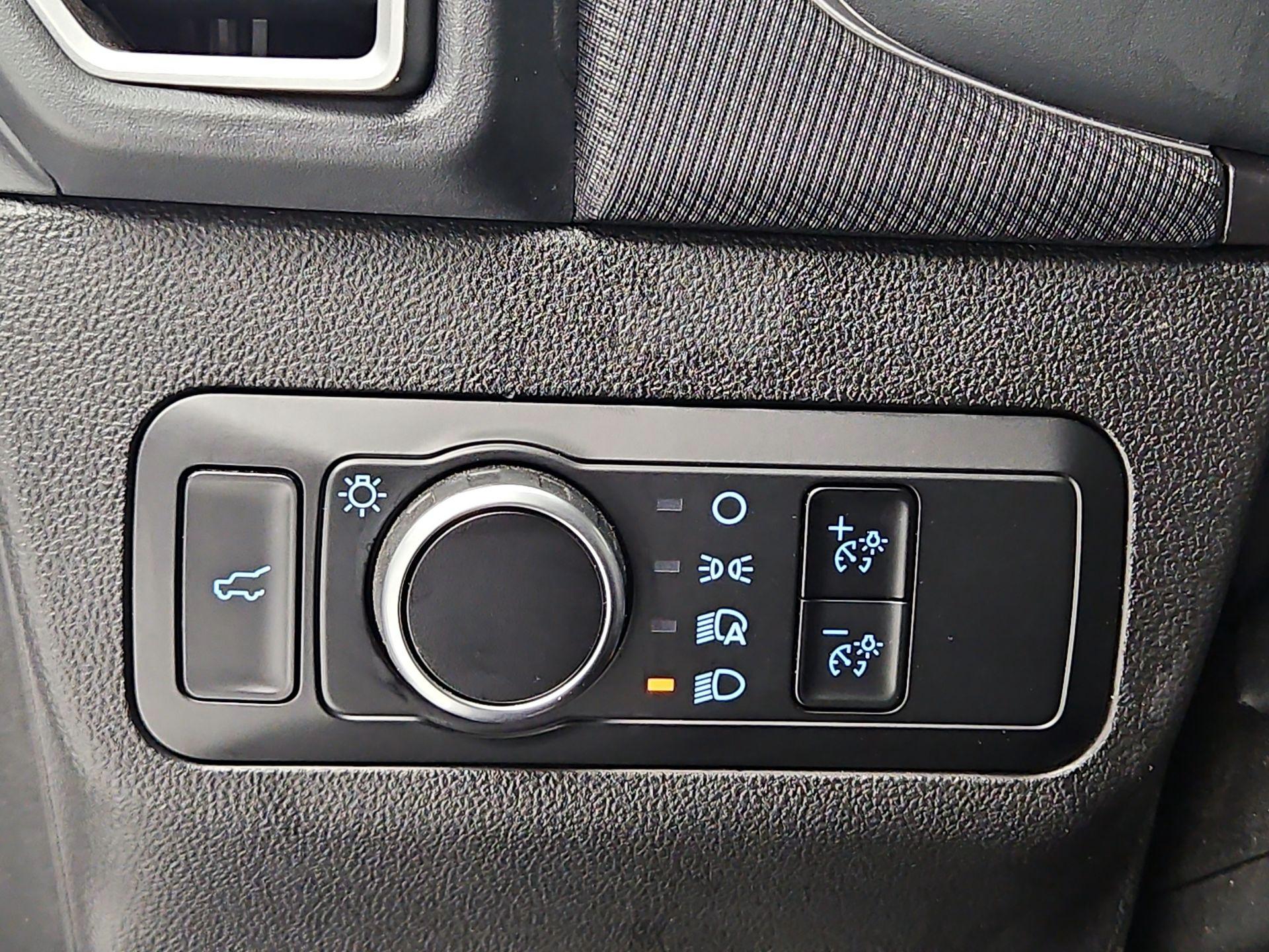 Thumbnail: 2023 Ford Bronco Sport - 13