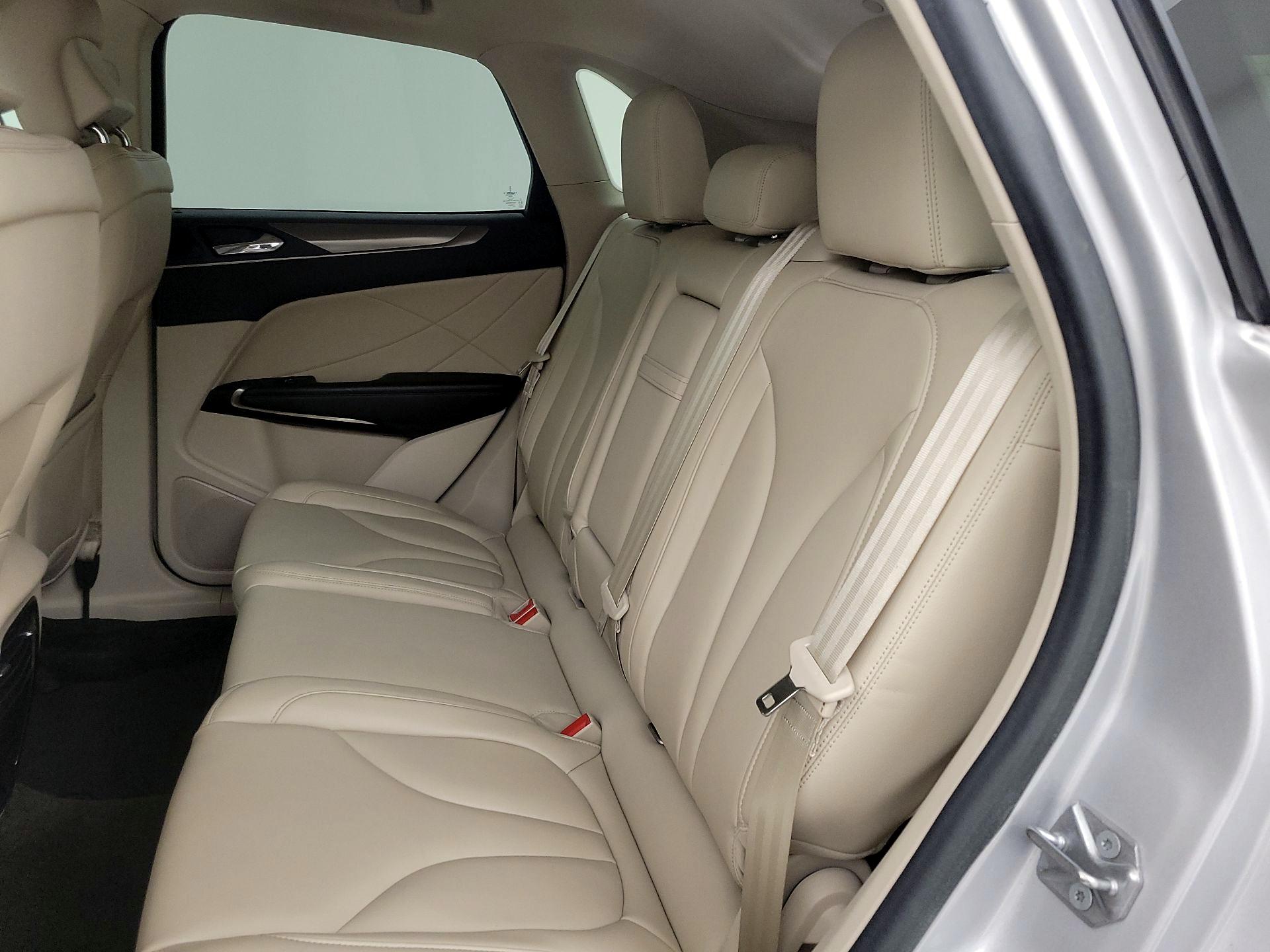 Thumbnail: 2018 Lincoln MKC - 19