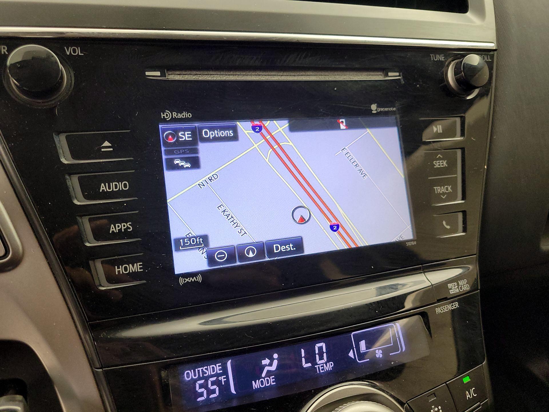 Thumbnail: 2017 Toyota Prius v - 14