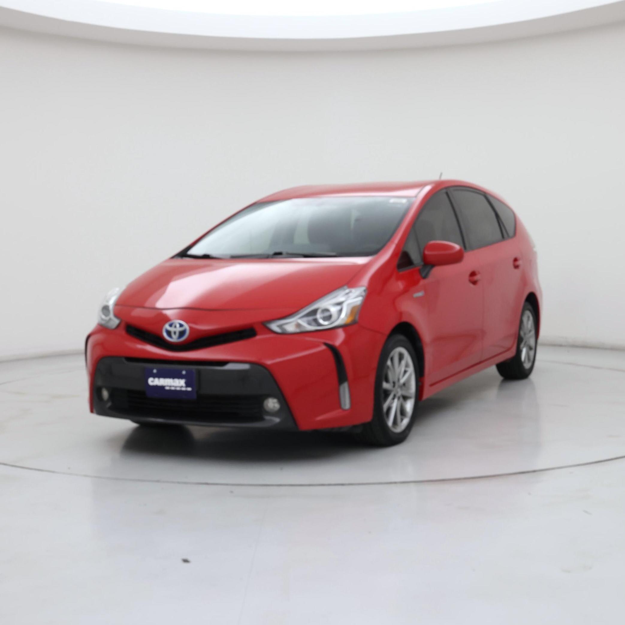Thumbnail: 2017 Toyota Prius v - 4