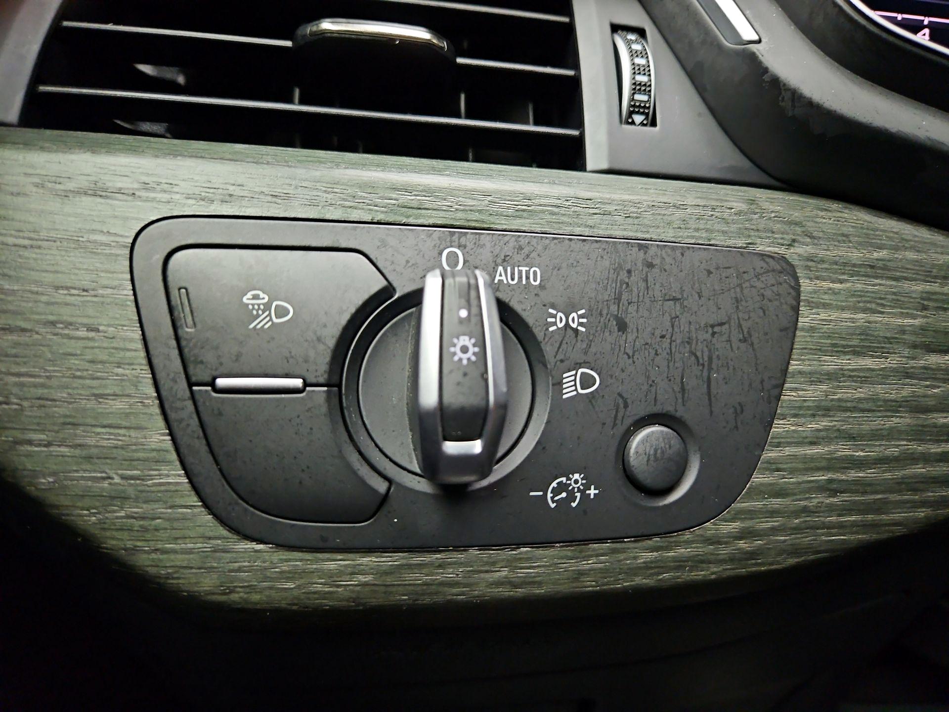 Thumbnail: 2023 Audi A4 - 13