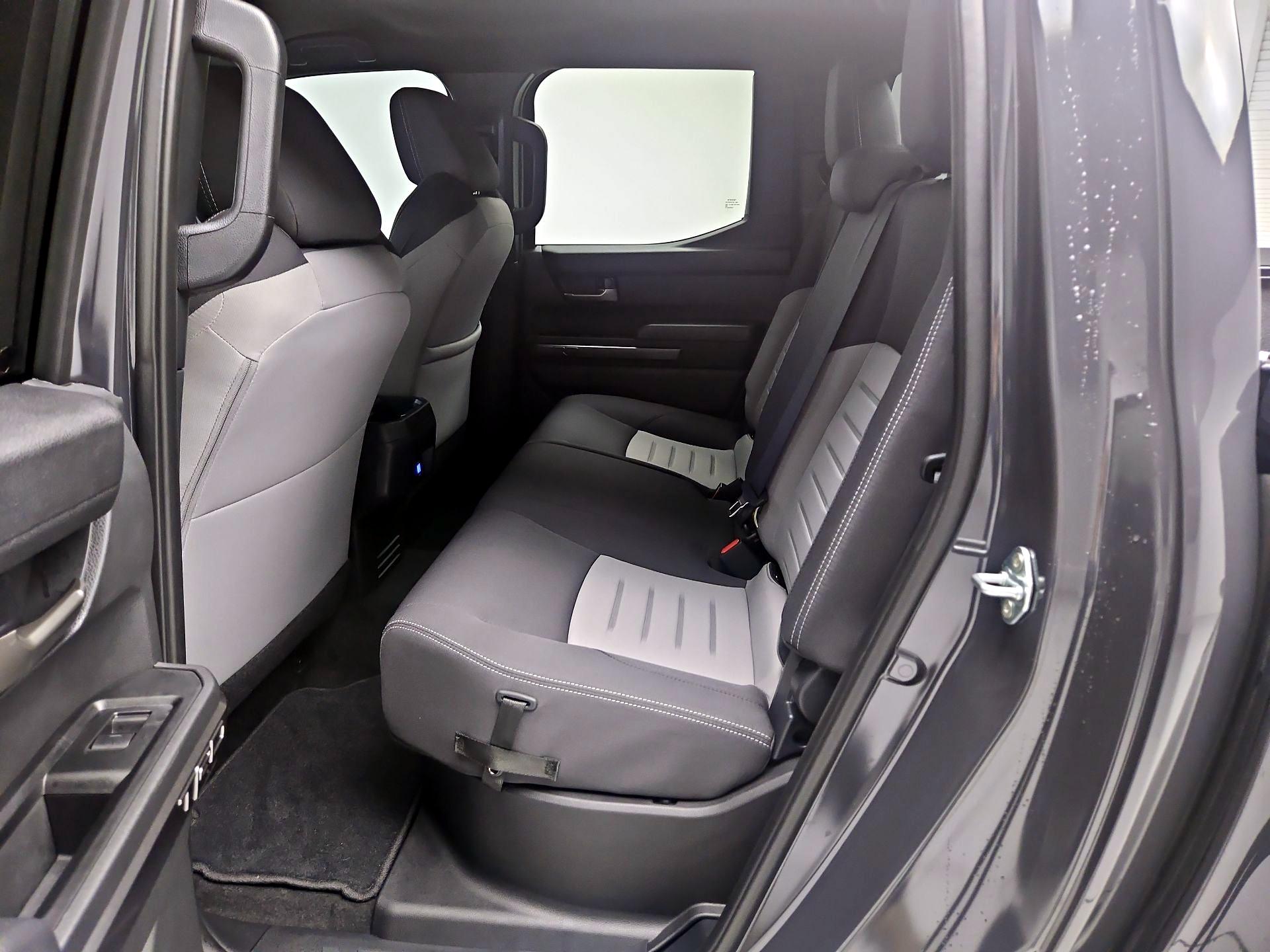 Thumbnail: 2024 Toyota Tacoma - 19