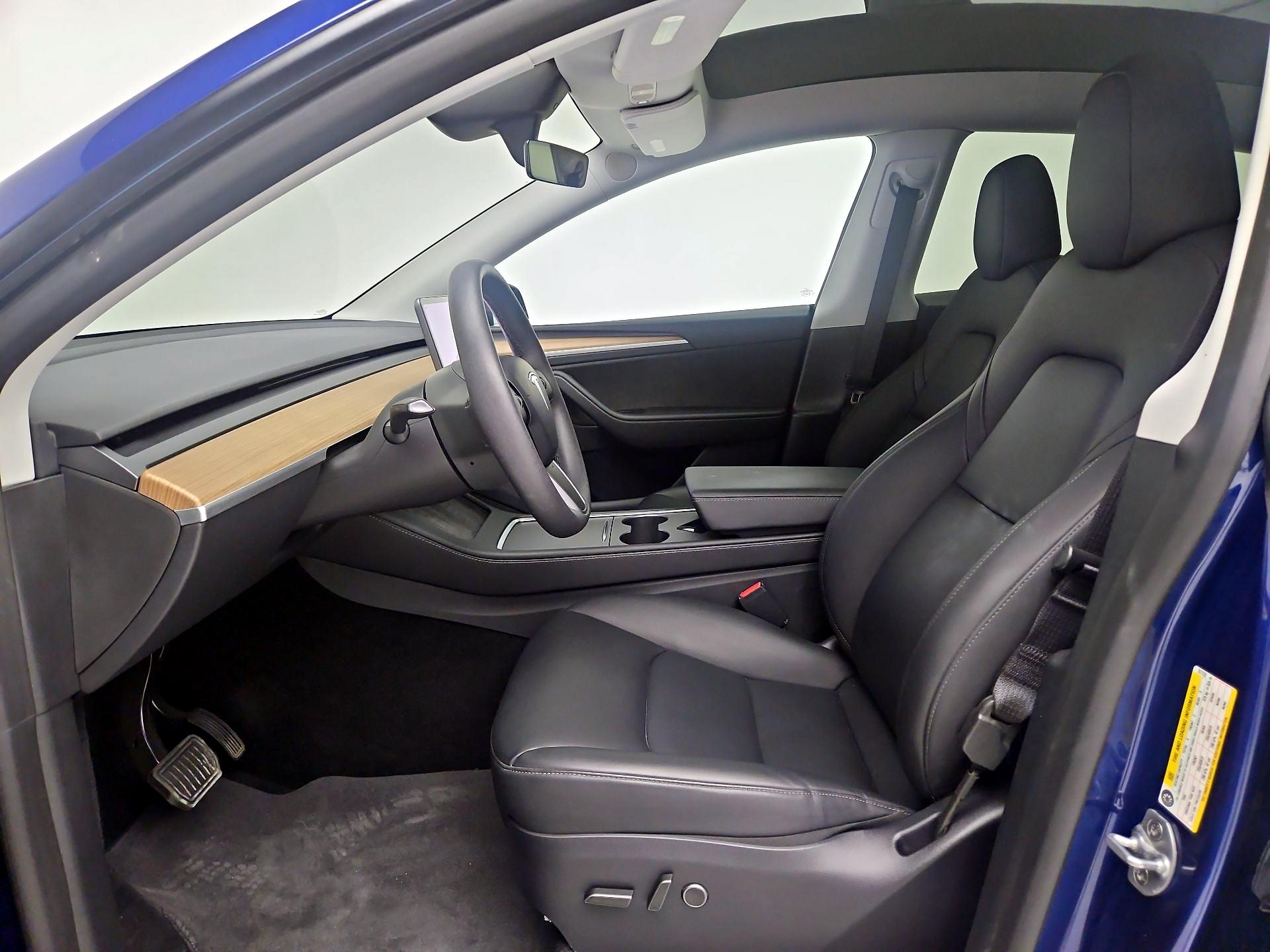 Thumbnail: 2025 Tesla Model Y - 11