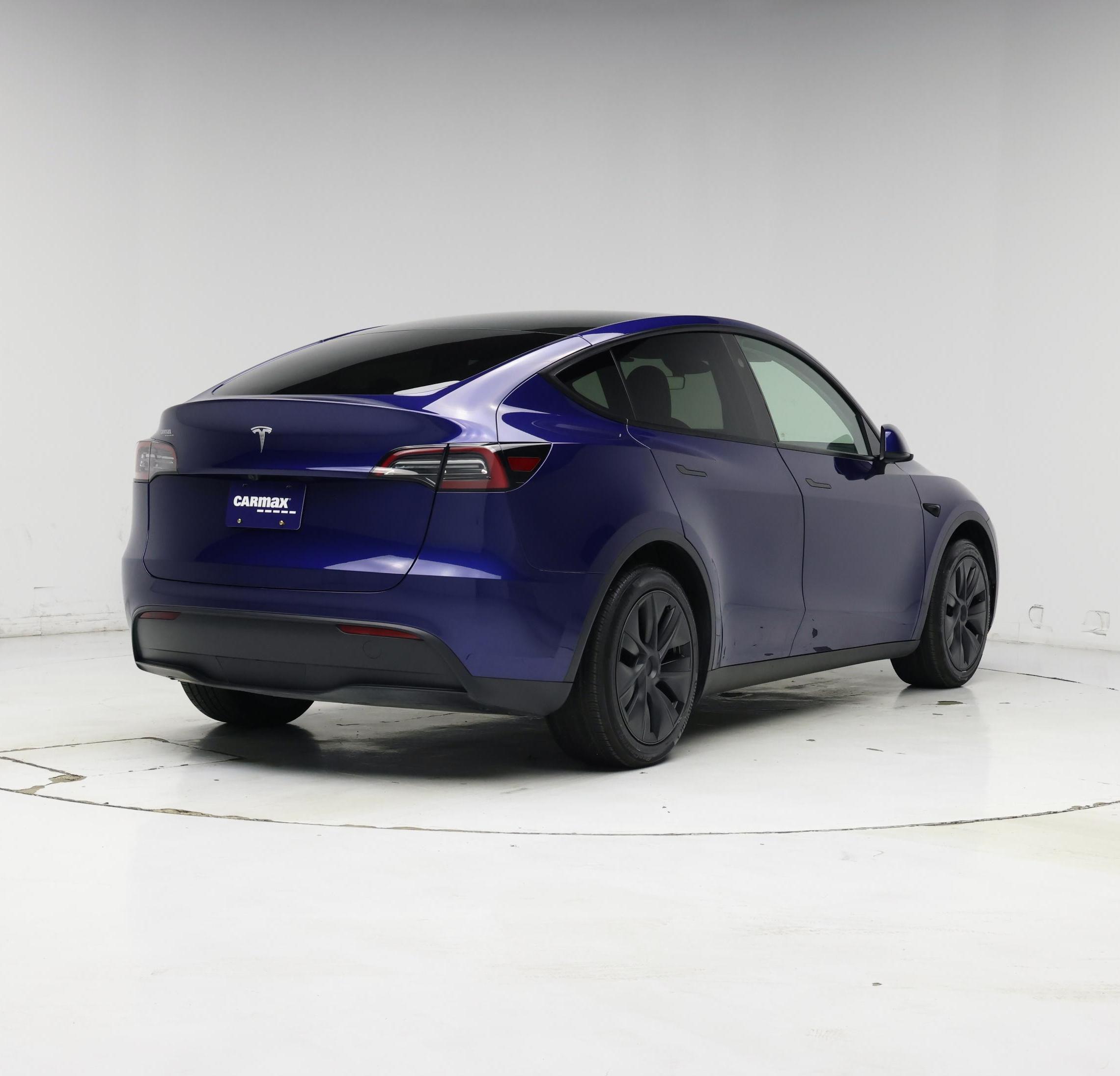 Thumbnail: 2025 Tesla Model Y - 8