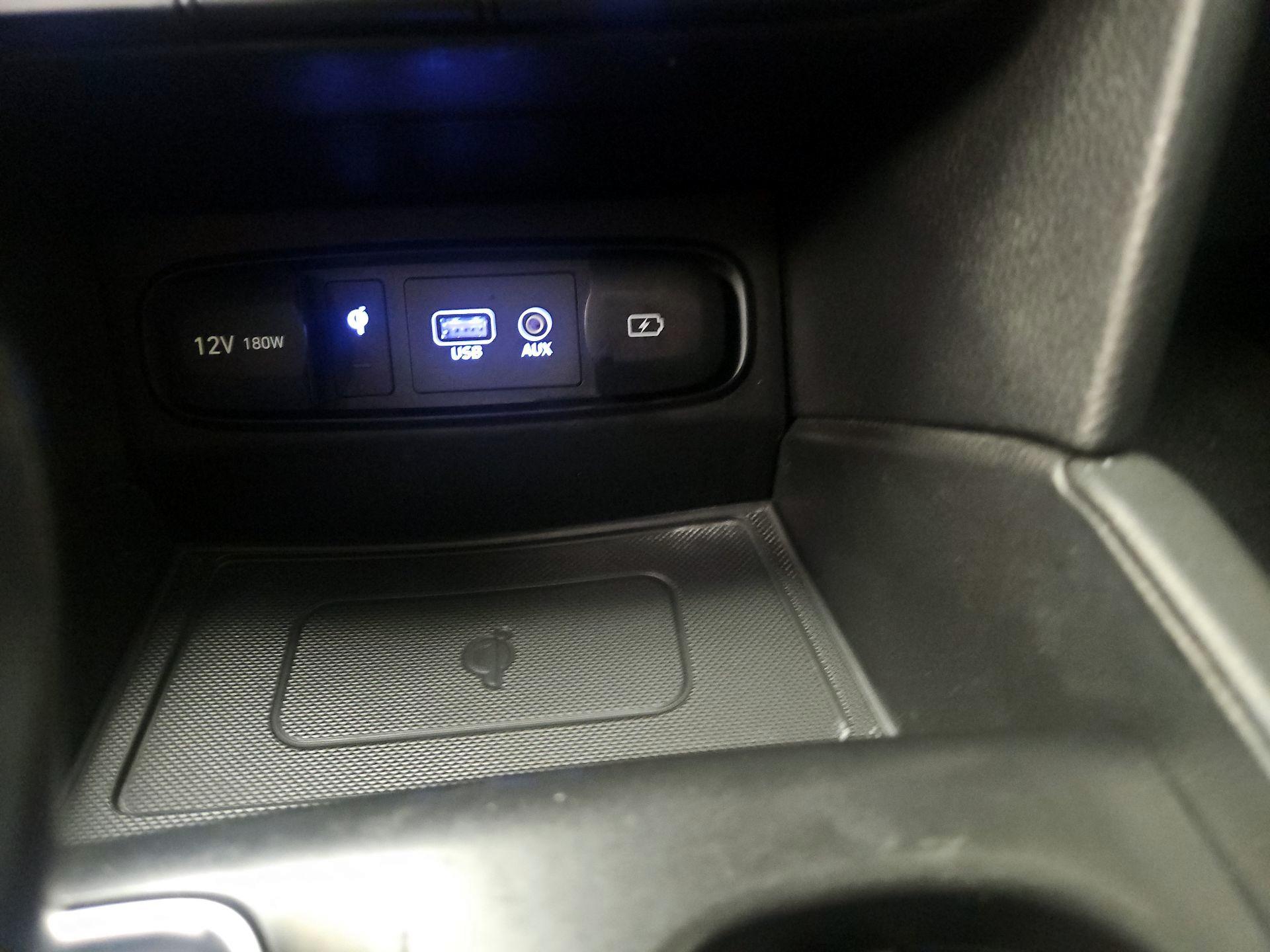 Thumbnail: 2020 Hyundai Santa Fe - 18