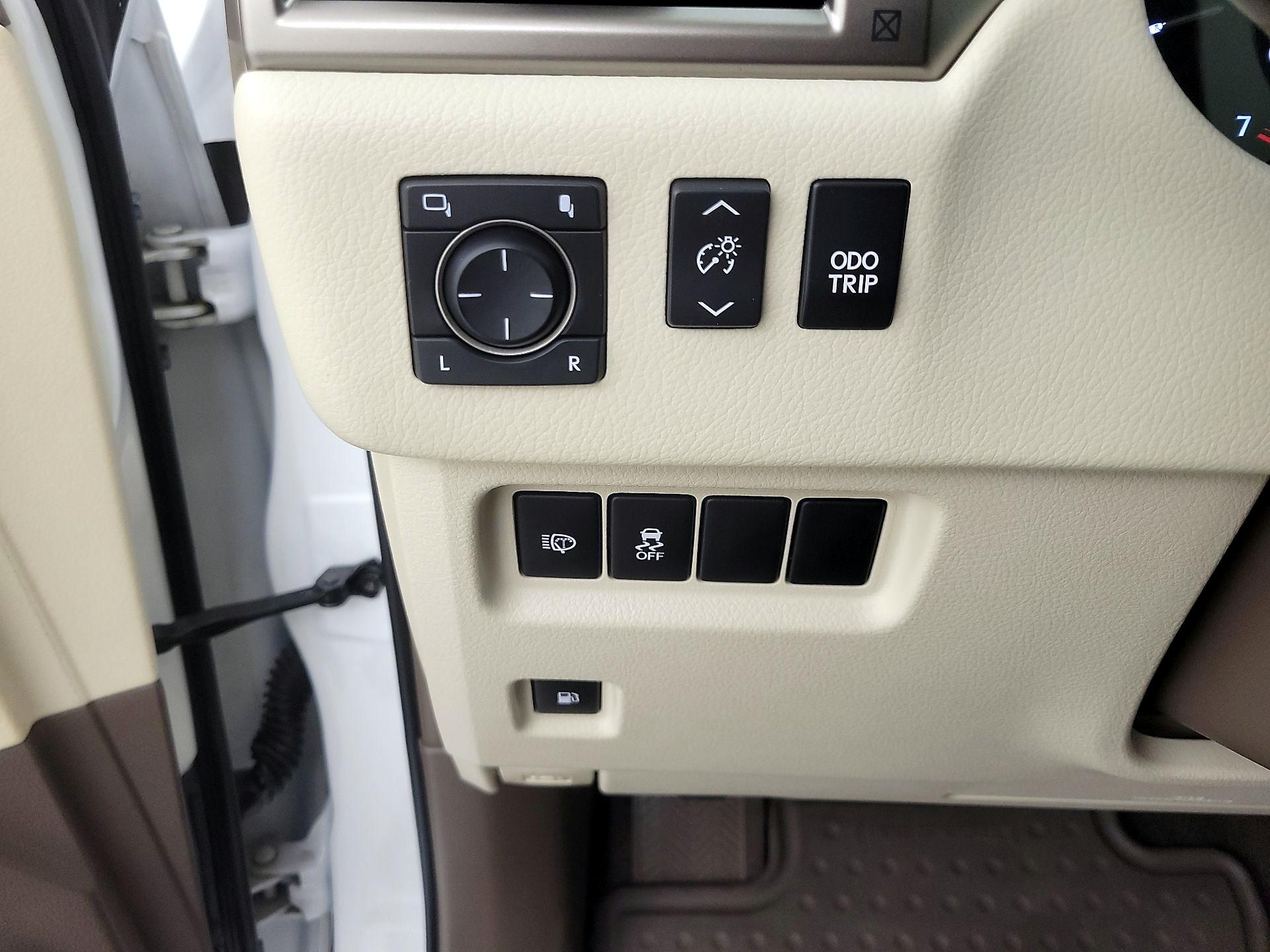 Thumbnail: 2018 Lexus GX - 13