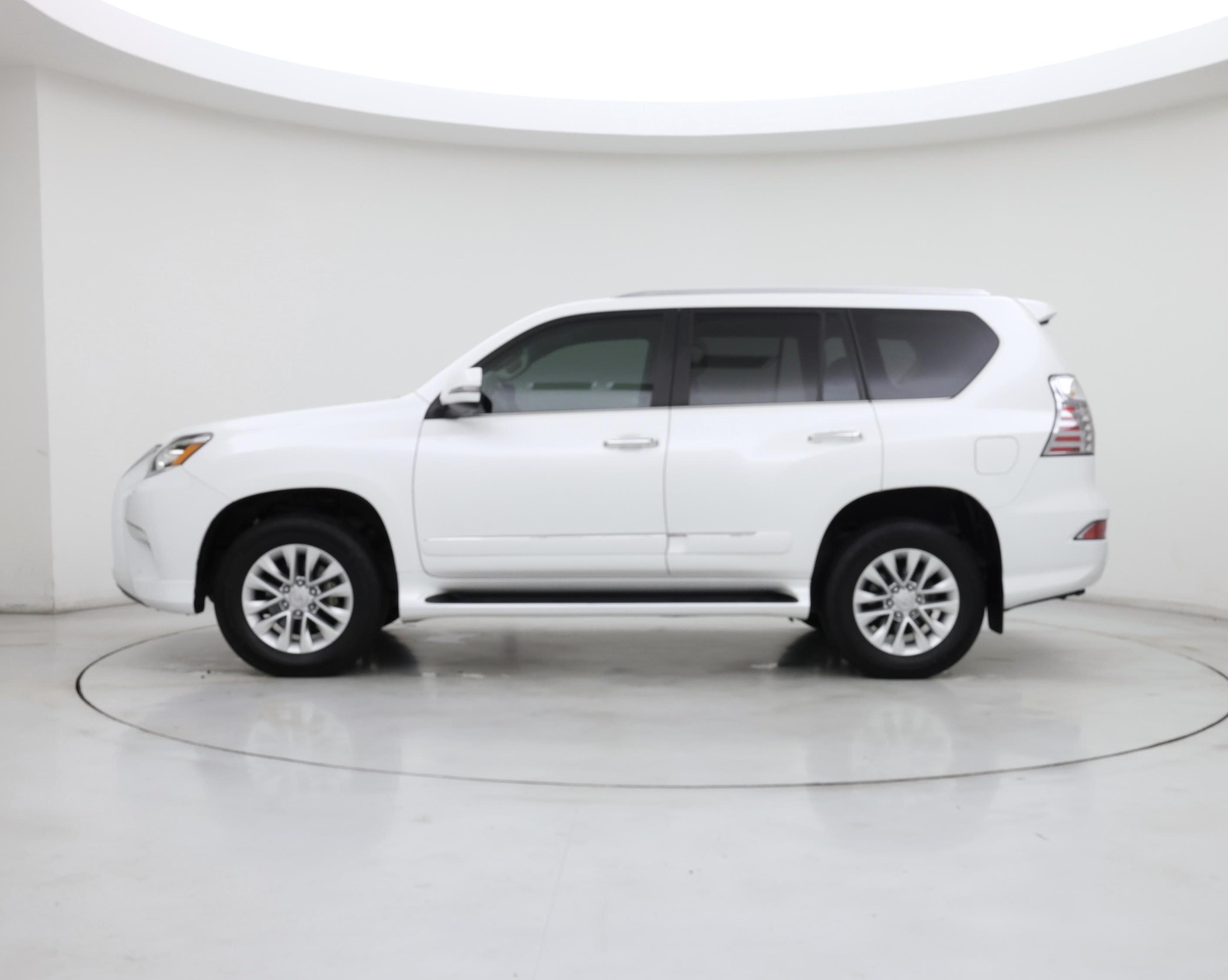 Thumbnail: 2018 Lexus GX - 3