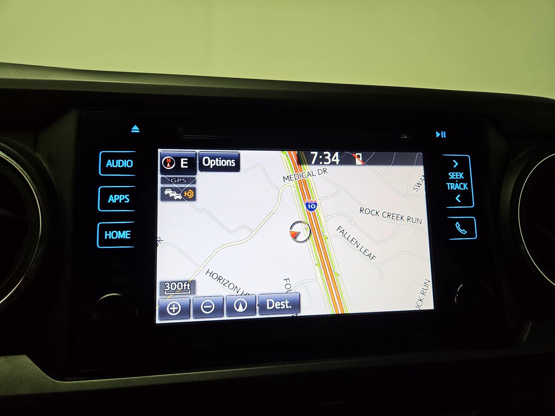 Thumbnail: 2019 Toyota Tacoma - 14