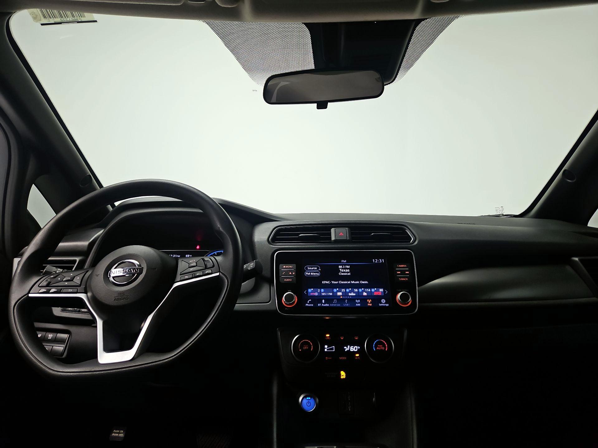 Thumbnail: 2022 Nissan Leaf - 9