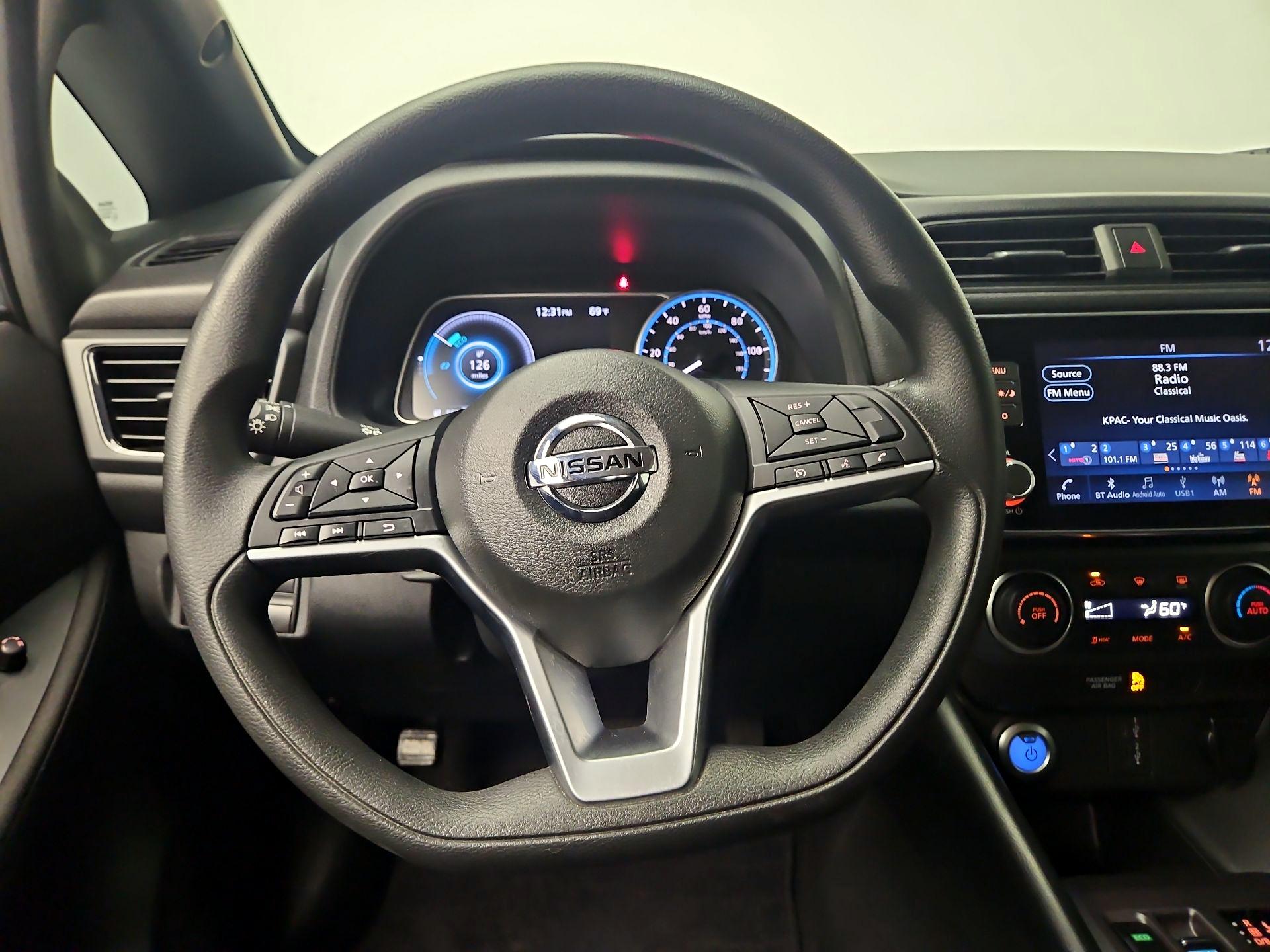 Thumbnail: 2022 Nissan Leaf - 10