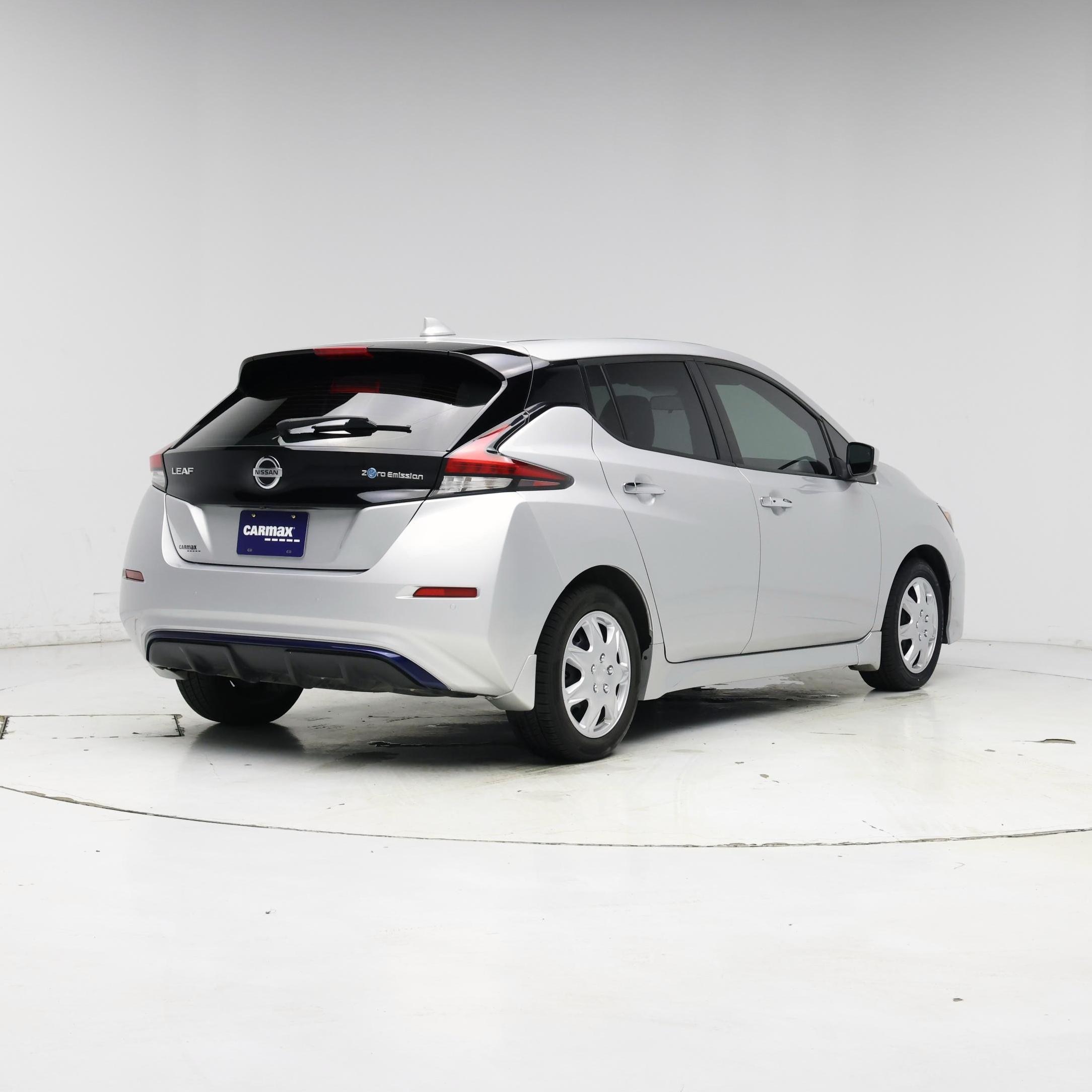 Thumbnail: 2022 Nissan Leaf - 8