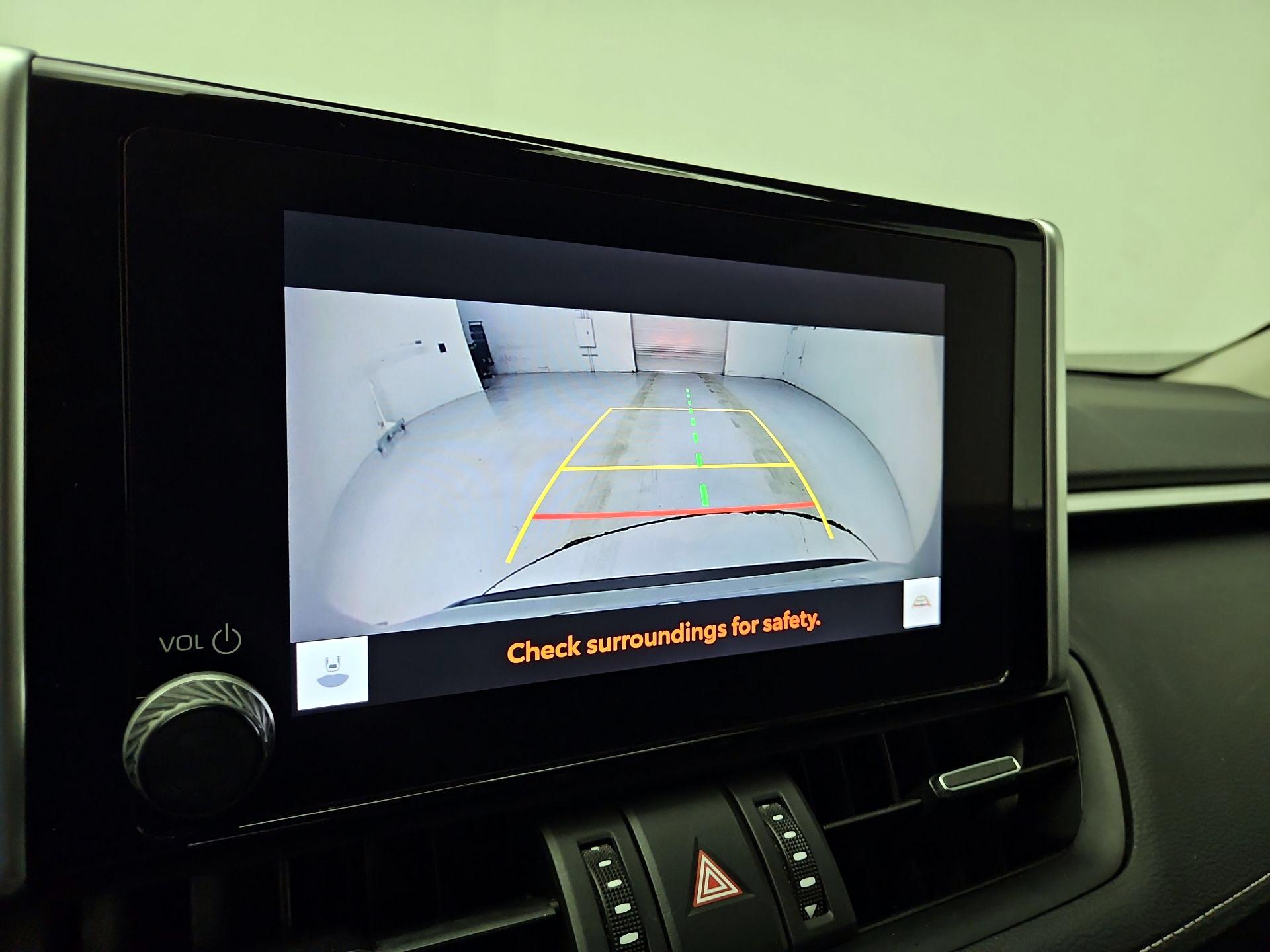 Thumbnail: 2023 Toyota RAV4 - 14