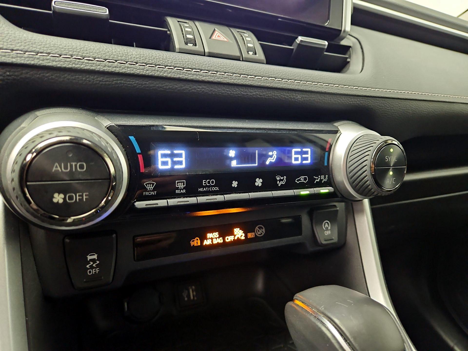 Thumbnail: 2023 Toyota RAV4 - 16