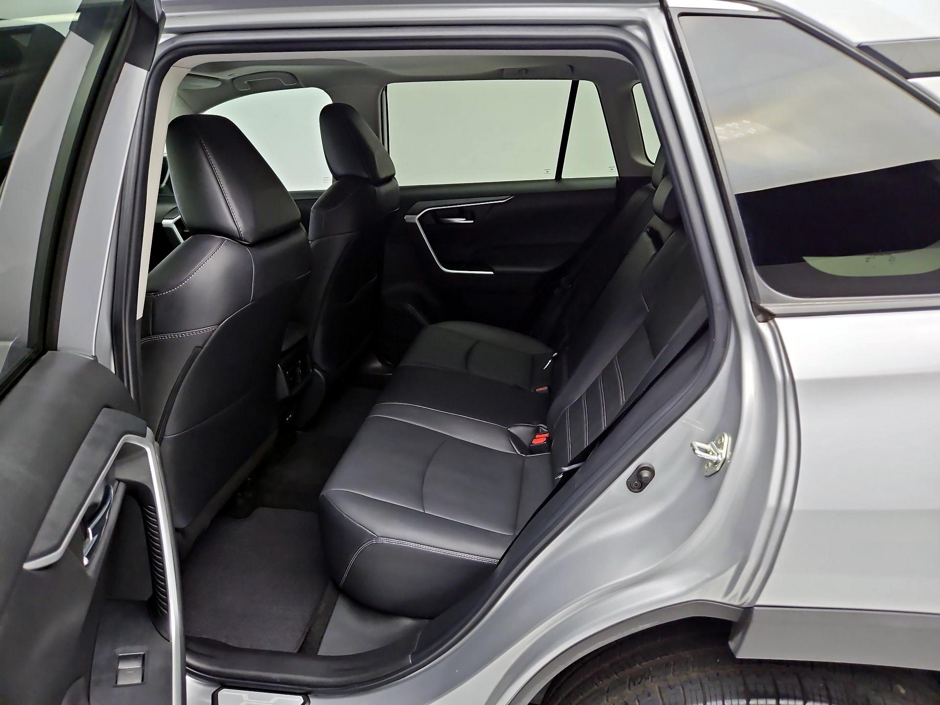 Thumbnail: 2023 Toyota RAV4 - 20