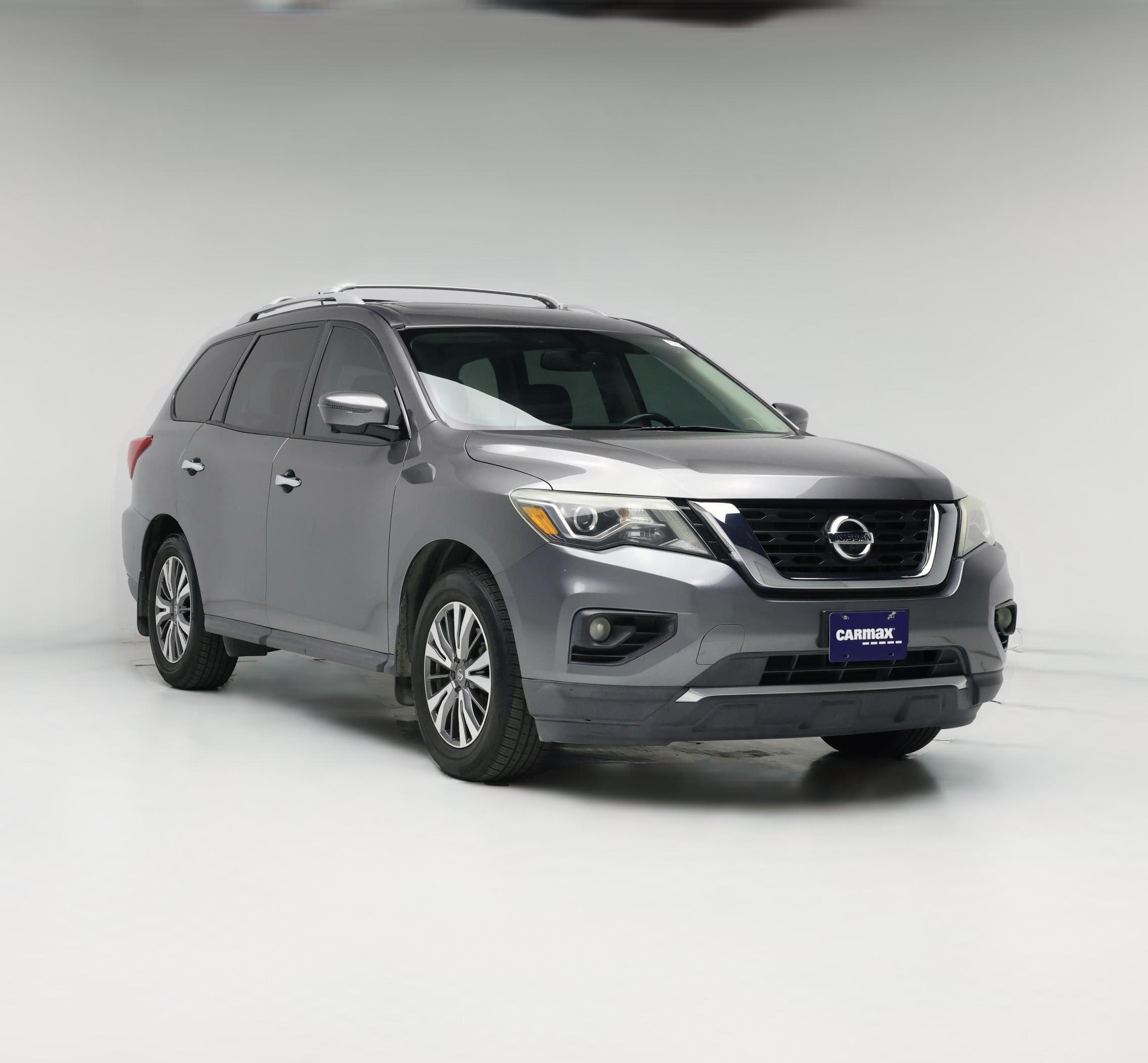 Thumbnail: 2017 Nissan Pathfinder - 1