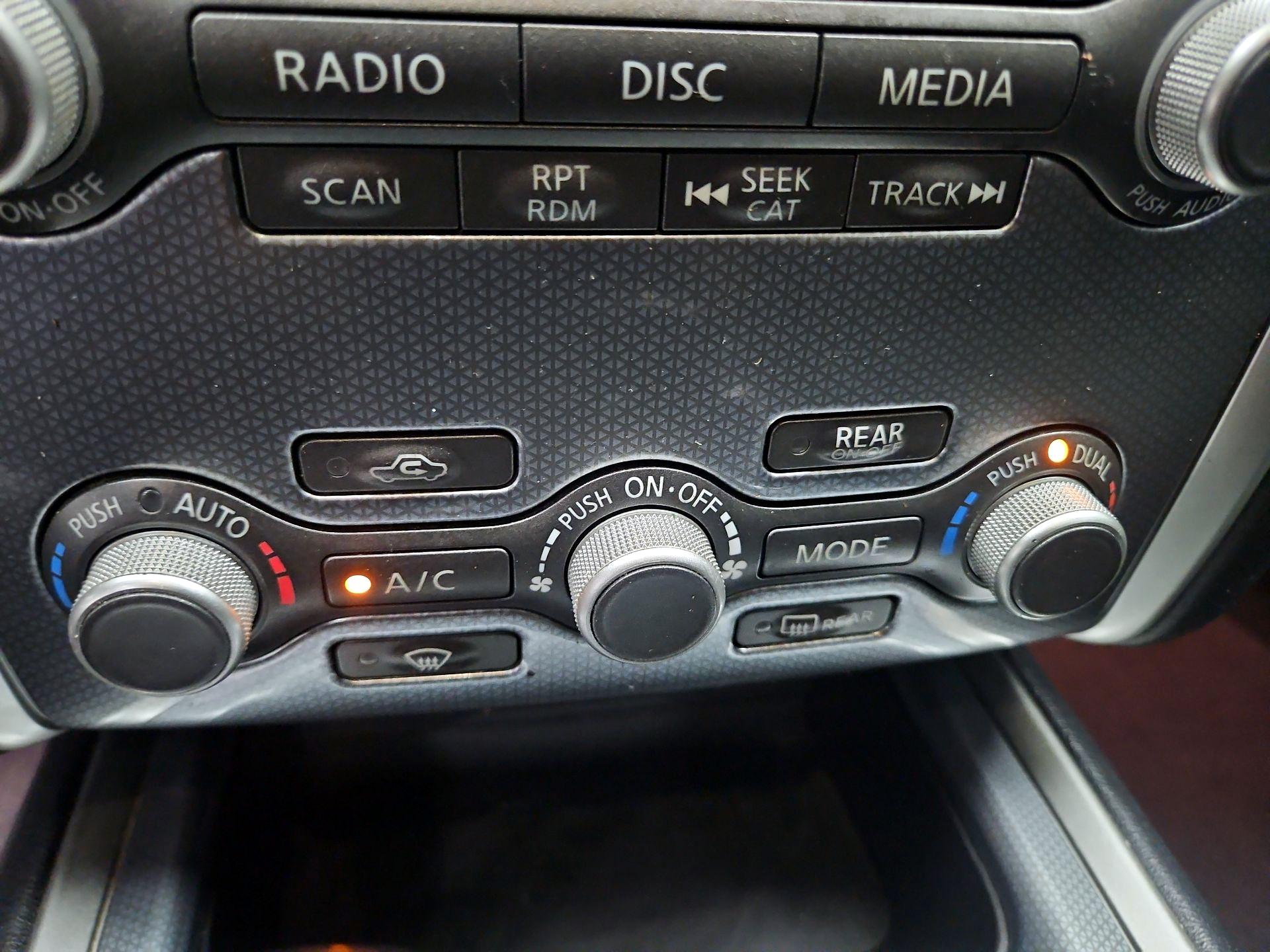 Thumbnail: 2017 Nissan Pathfinder - 16