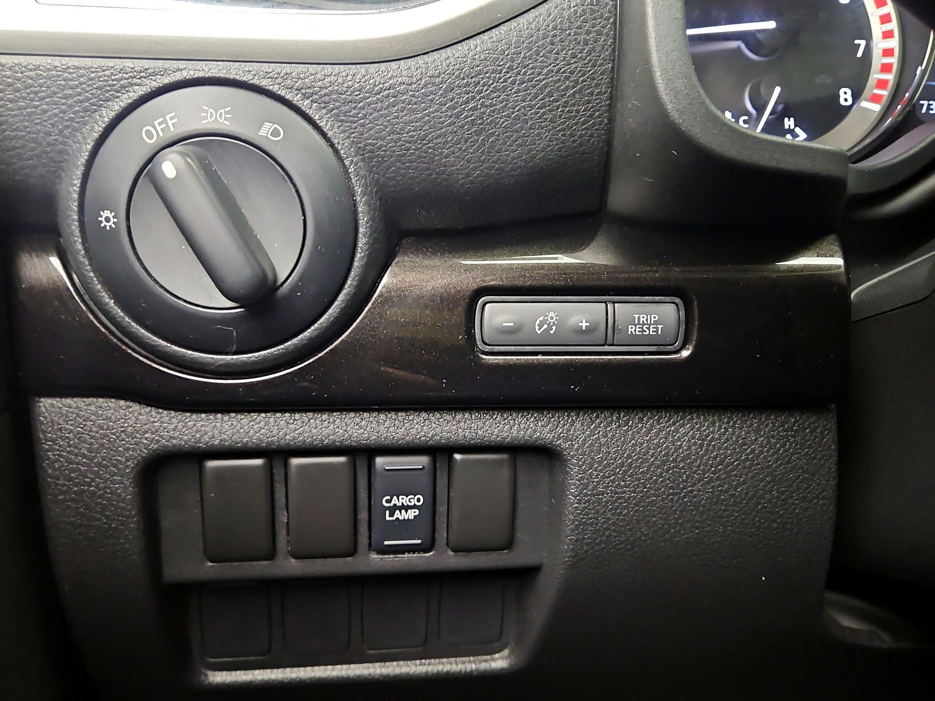 Thumbnail: 2017 Nissan Titan - 13