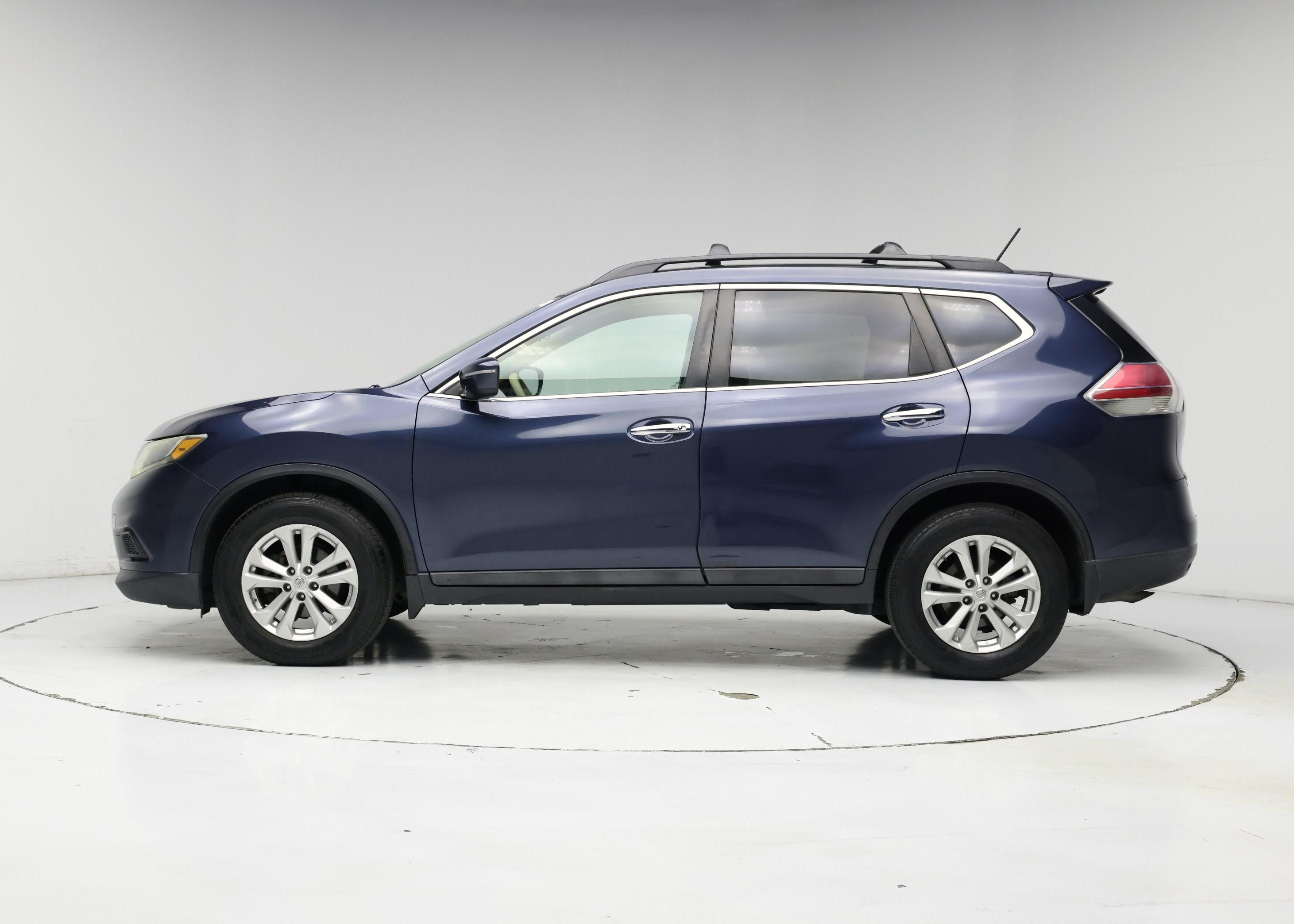 Thumbnail: 2015 Nissan Rogue - 3