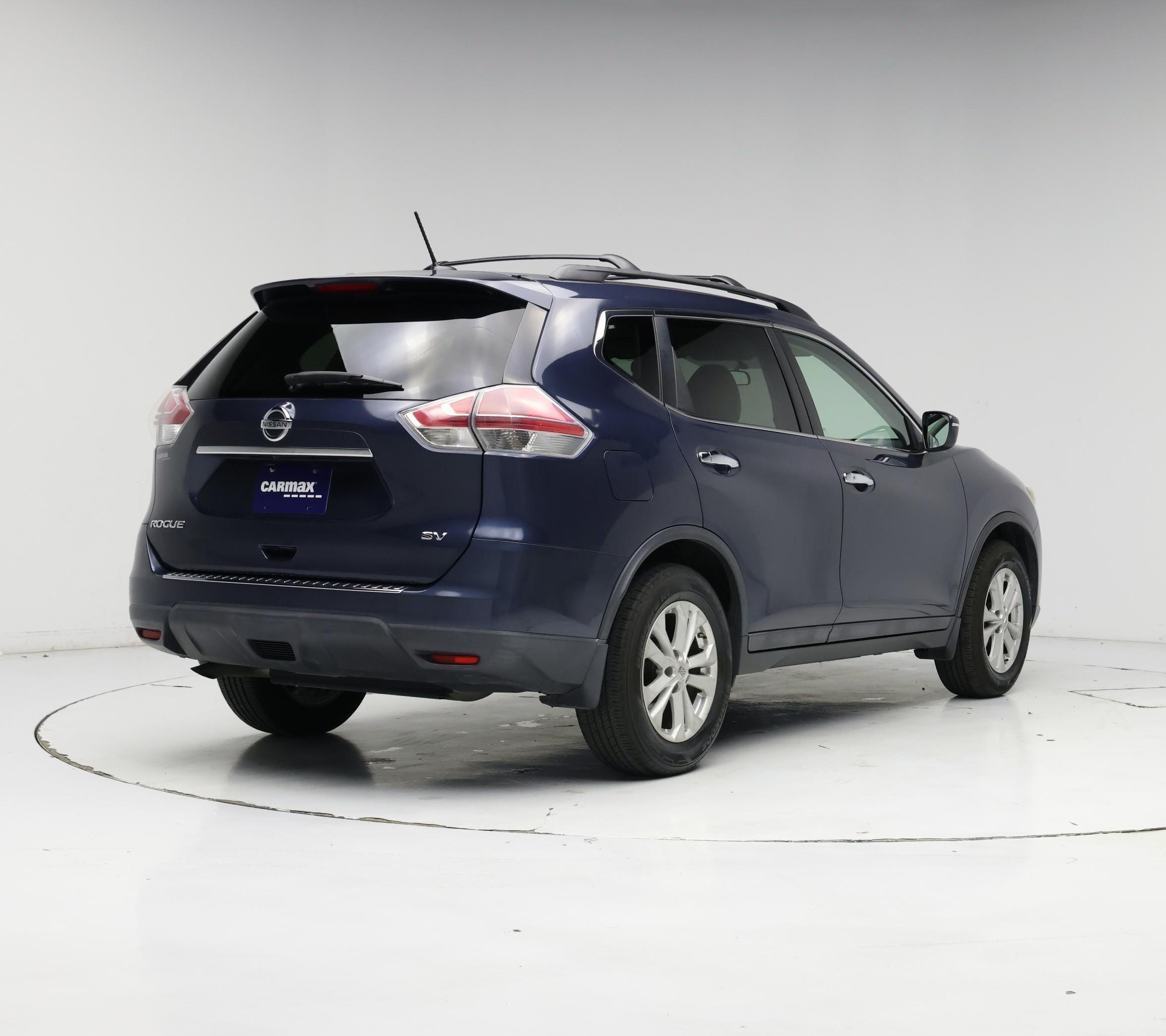 Thumbnail: 2015 Nissan Rogue - 8