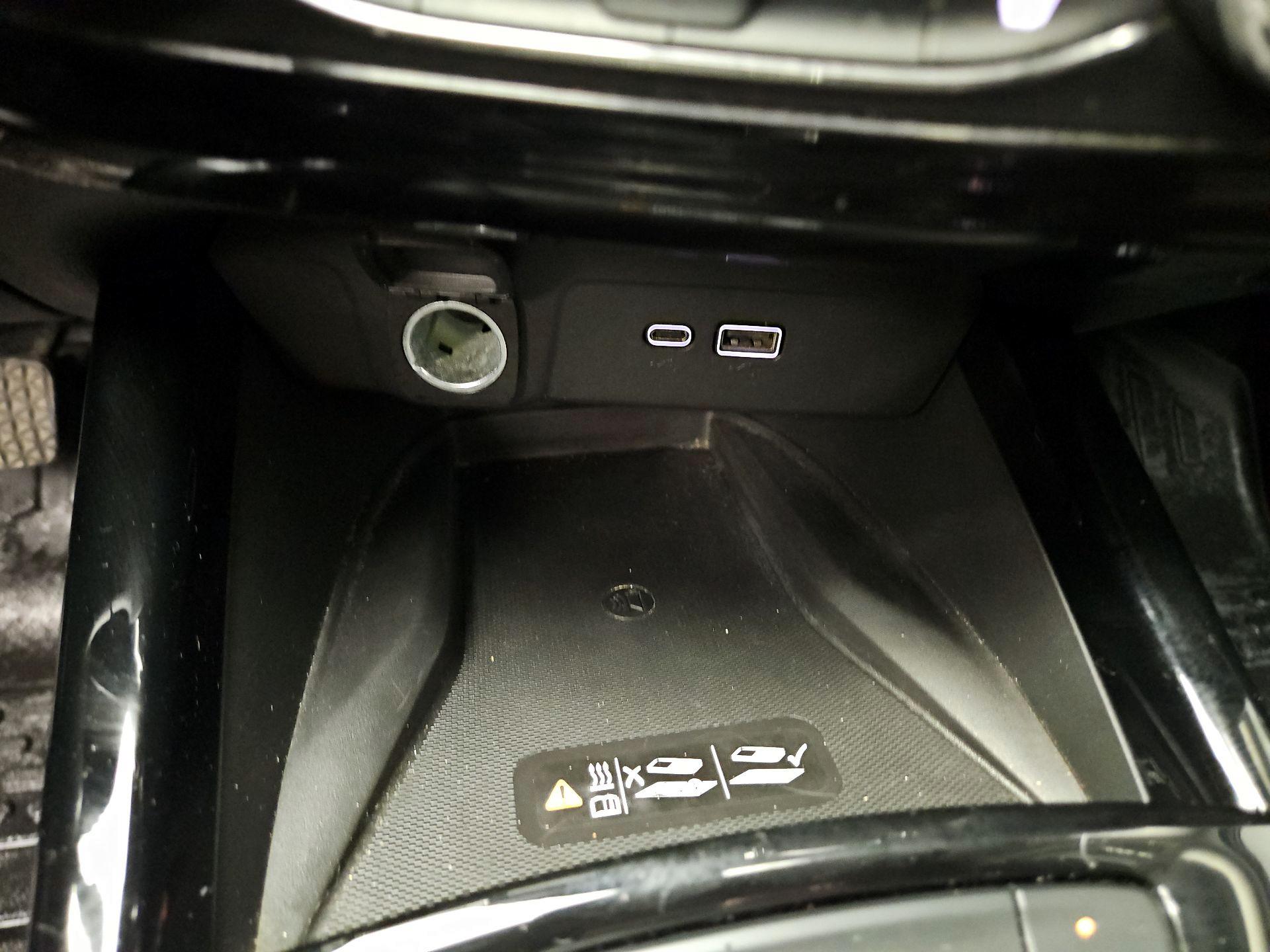 Thumbnail: 2025 Chevrolet Trax - 18