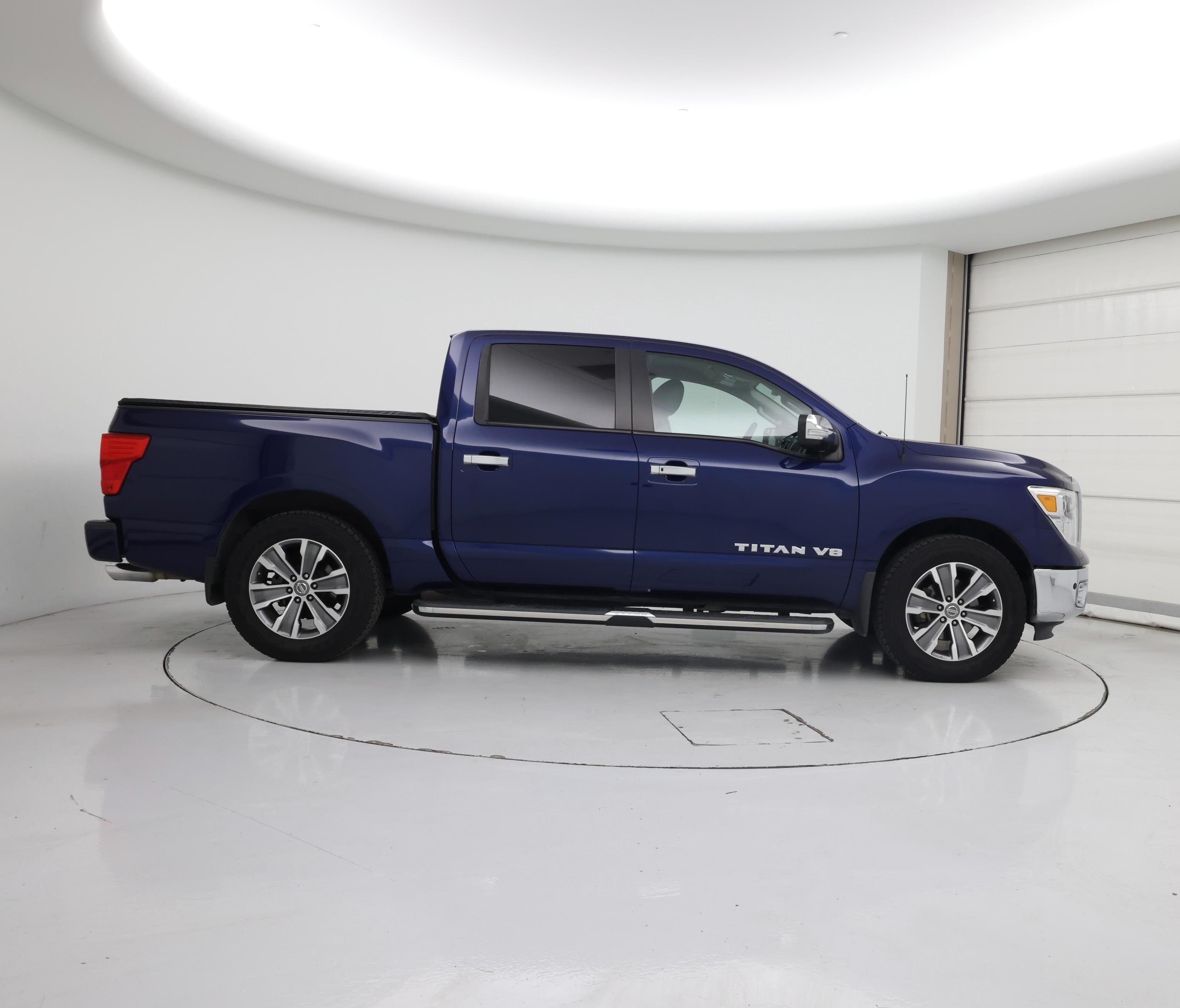 Thumbnail: 2019 Nissan Titan - 7