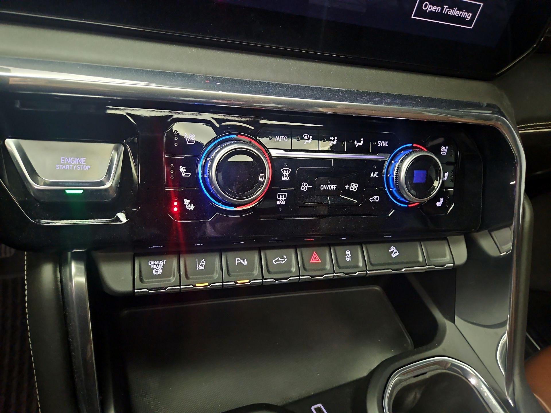 Thumbnail: 2024 GMC Sierra 2500 - 17