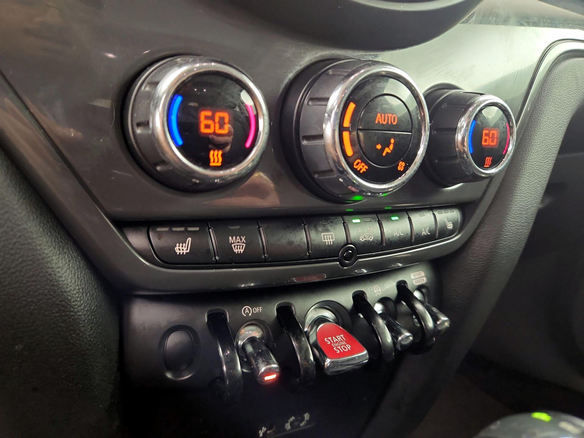 Thumbnail: 2018 MINI Cooper Countryman - 16