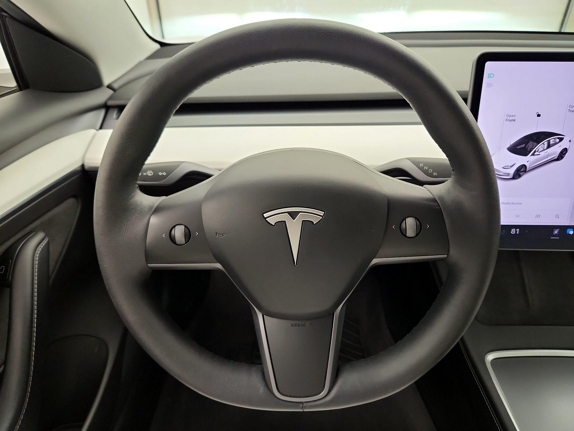 Thumbnail: 2021 Tesla Model 3 - 10