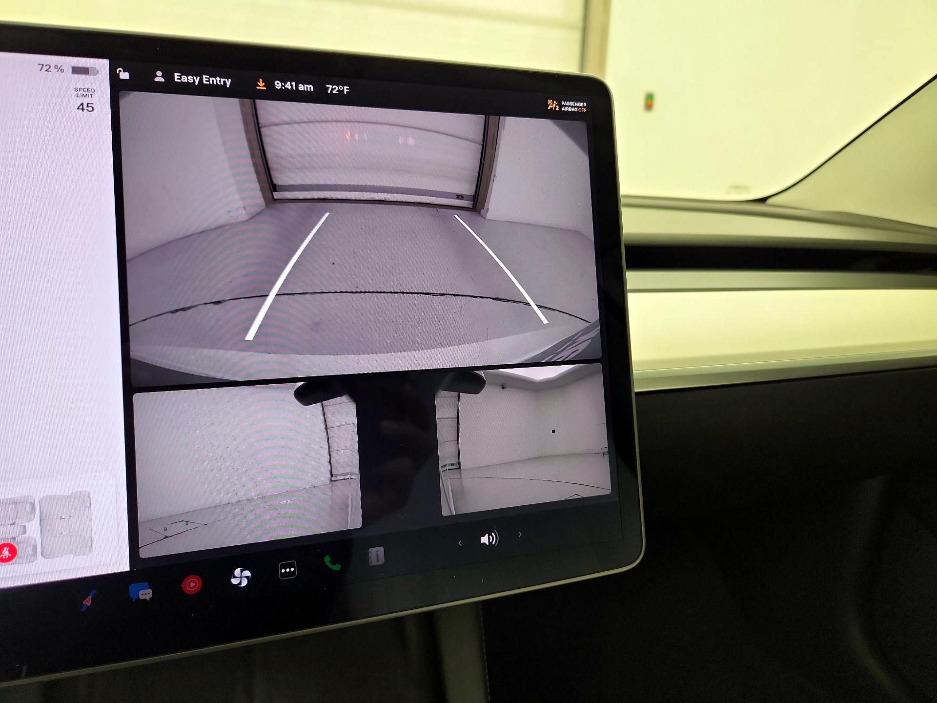 Thumbnail: 2021 Tesla Model 3 - 14