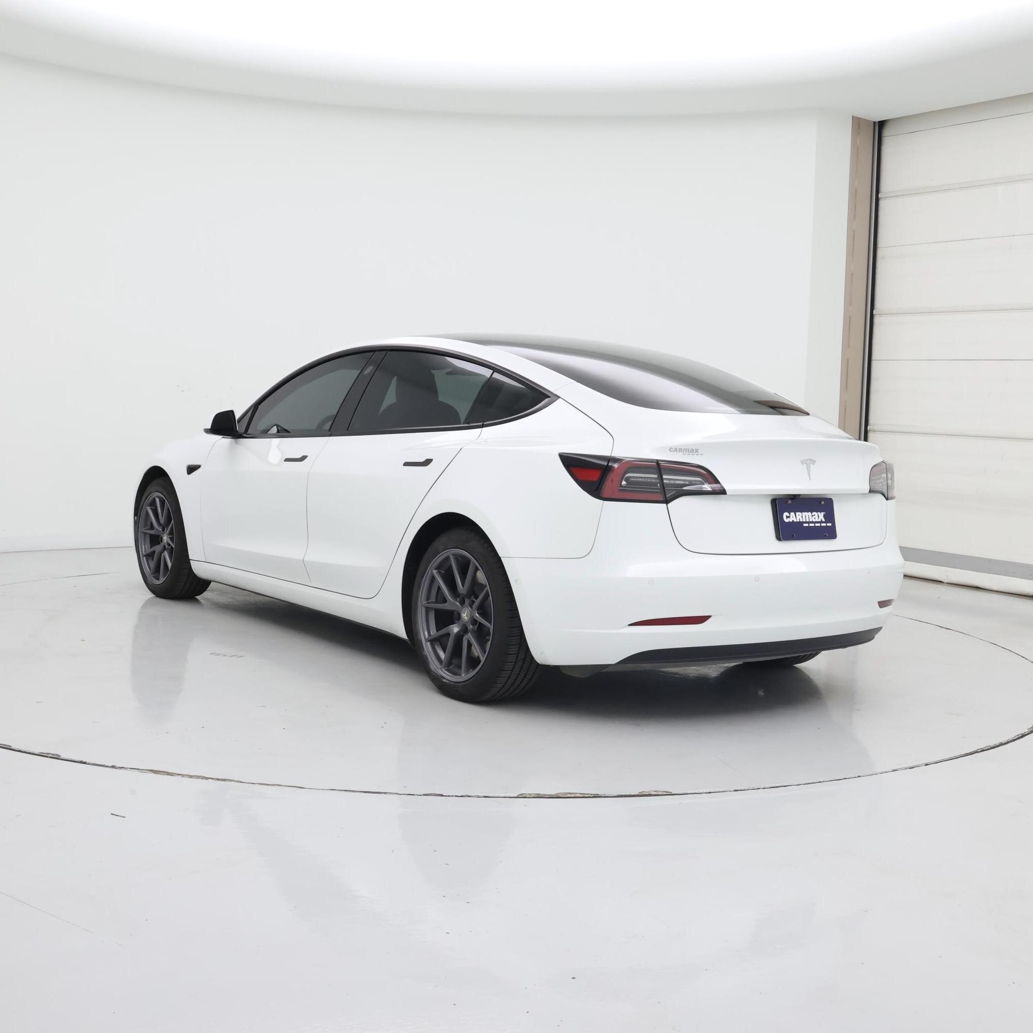 Thumbnail: 2021 Tesla Model 3 - 2