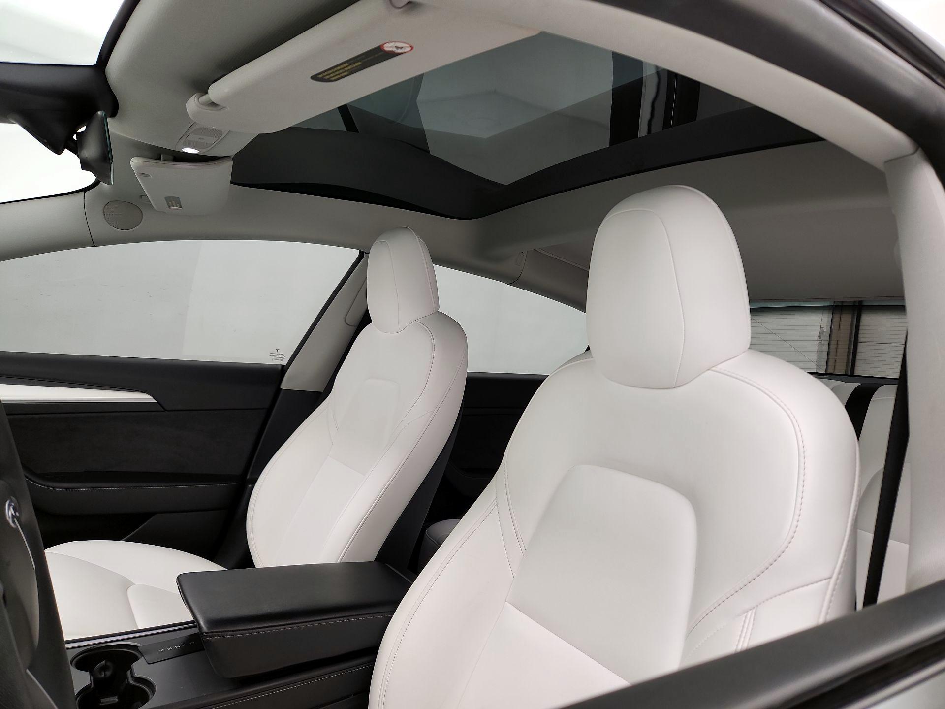 Thumbnail: 2021 Tesla Model 3 - 19