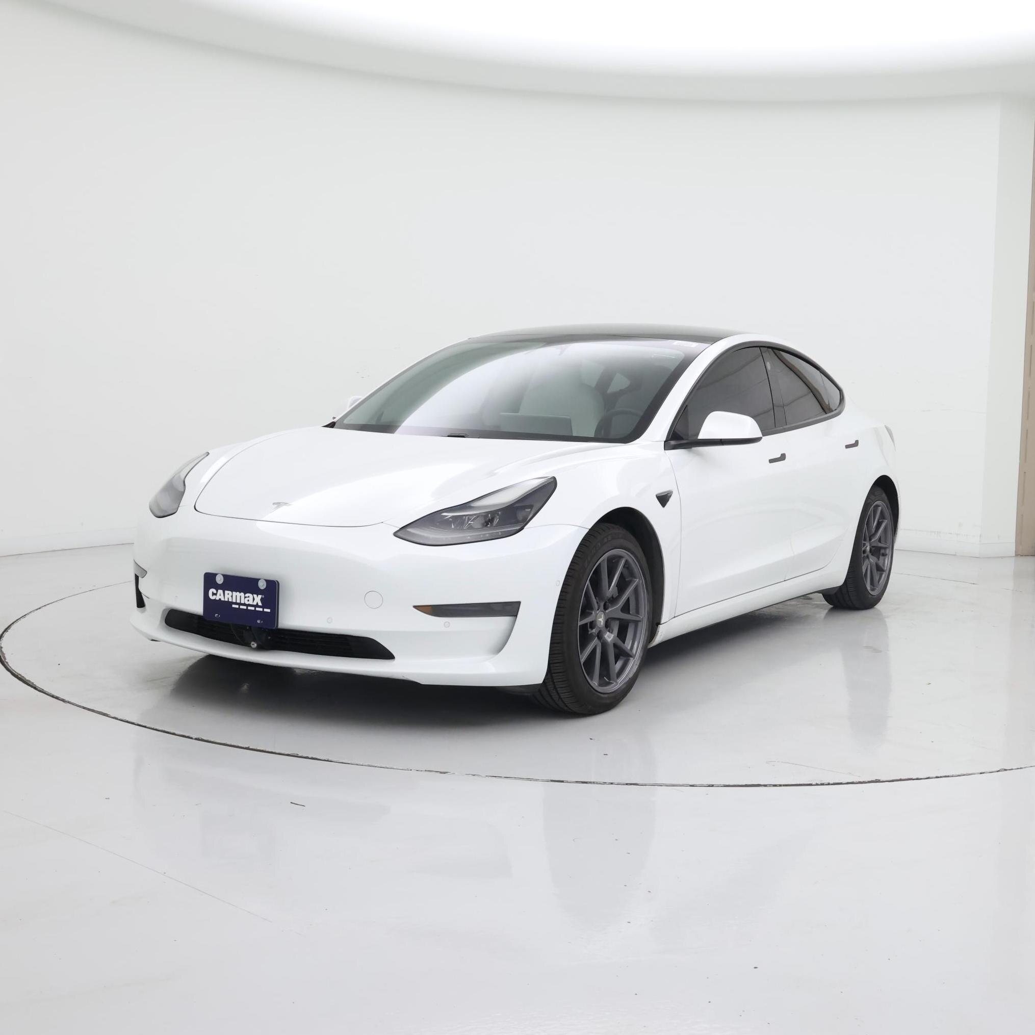 Thumbnail: 2021 Tesla Model 3 - 4