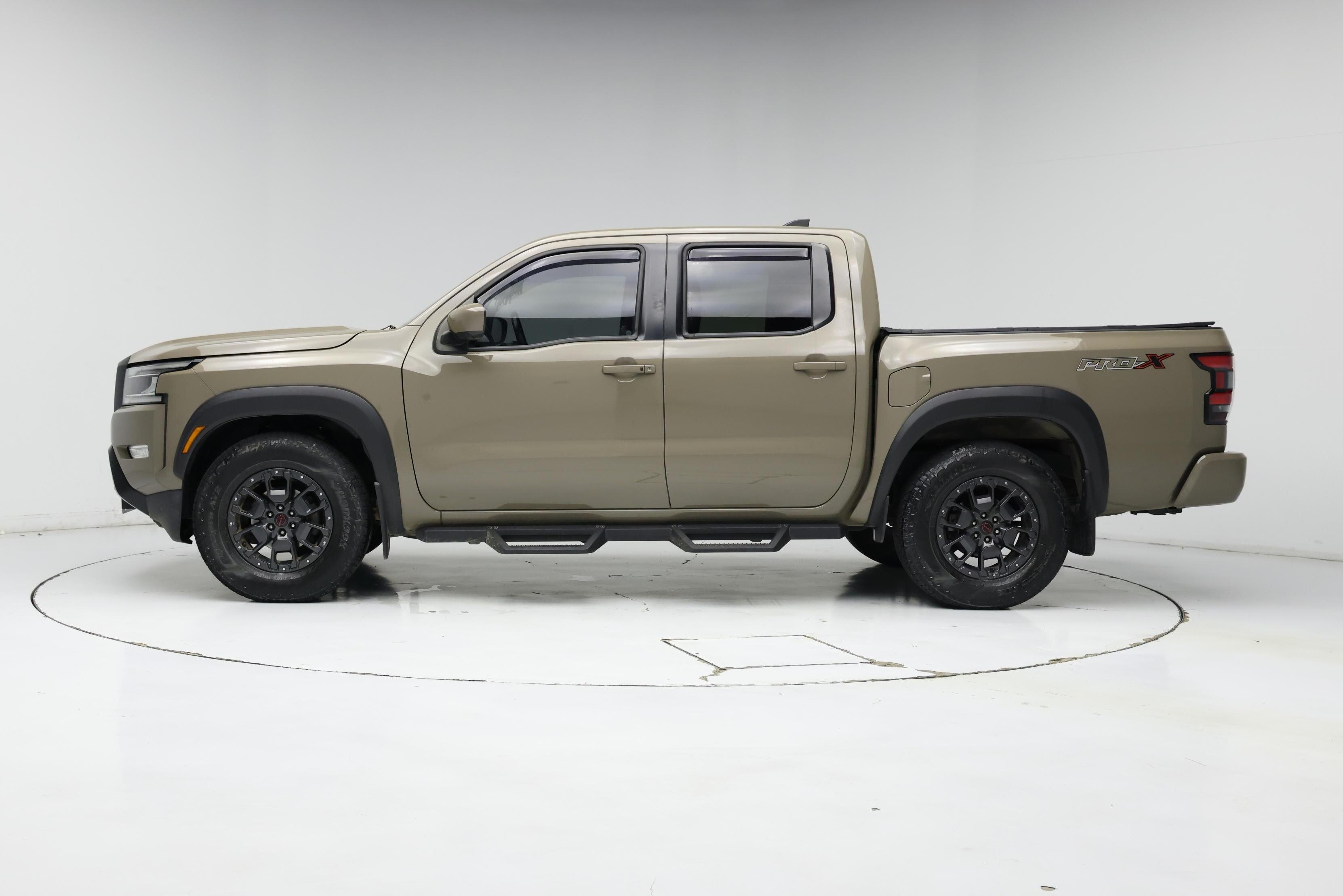 Thumbnail: 2022 Nissan Frontier - 3
