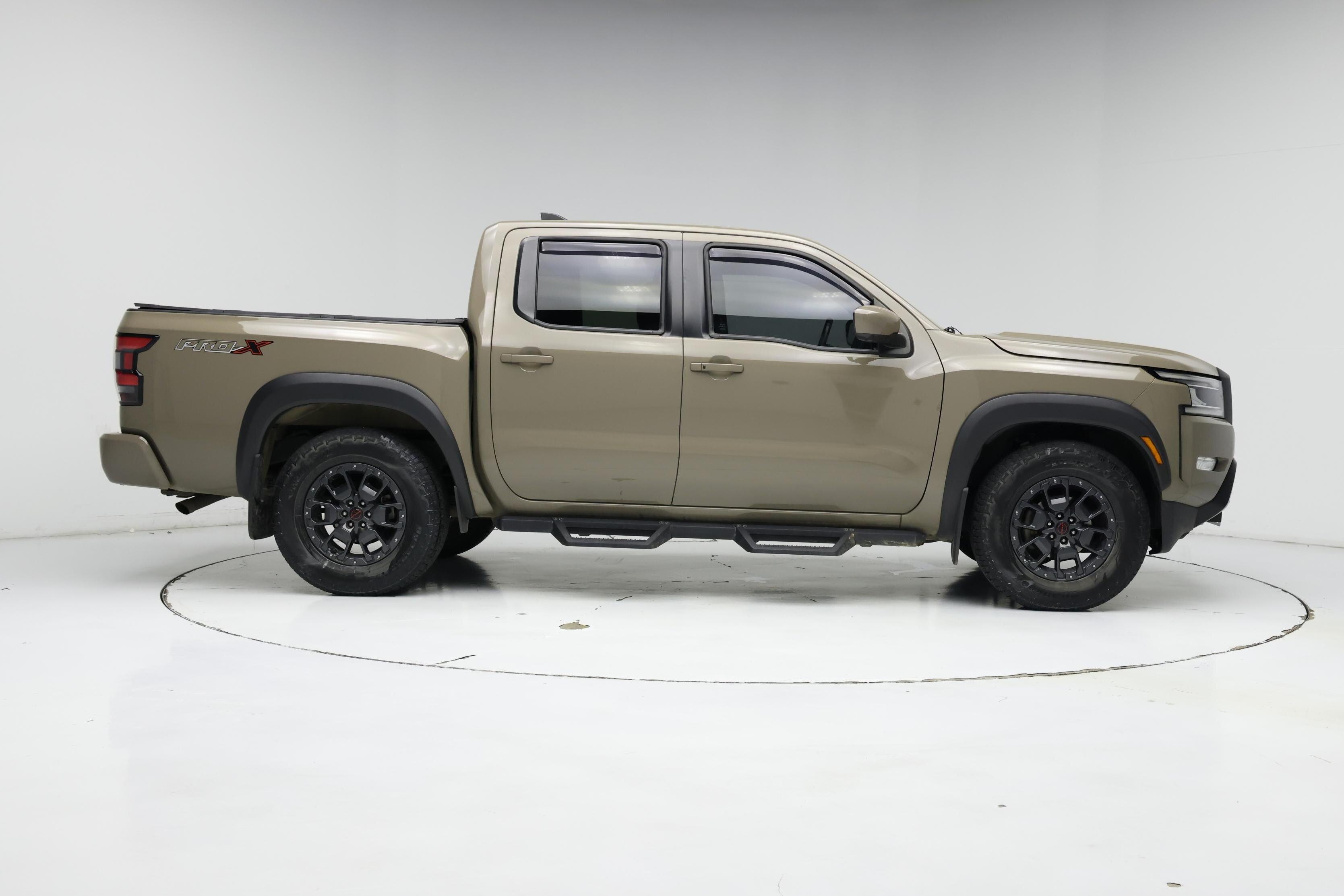 Thumbnail: 2022 Nissan Frontier - 7