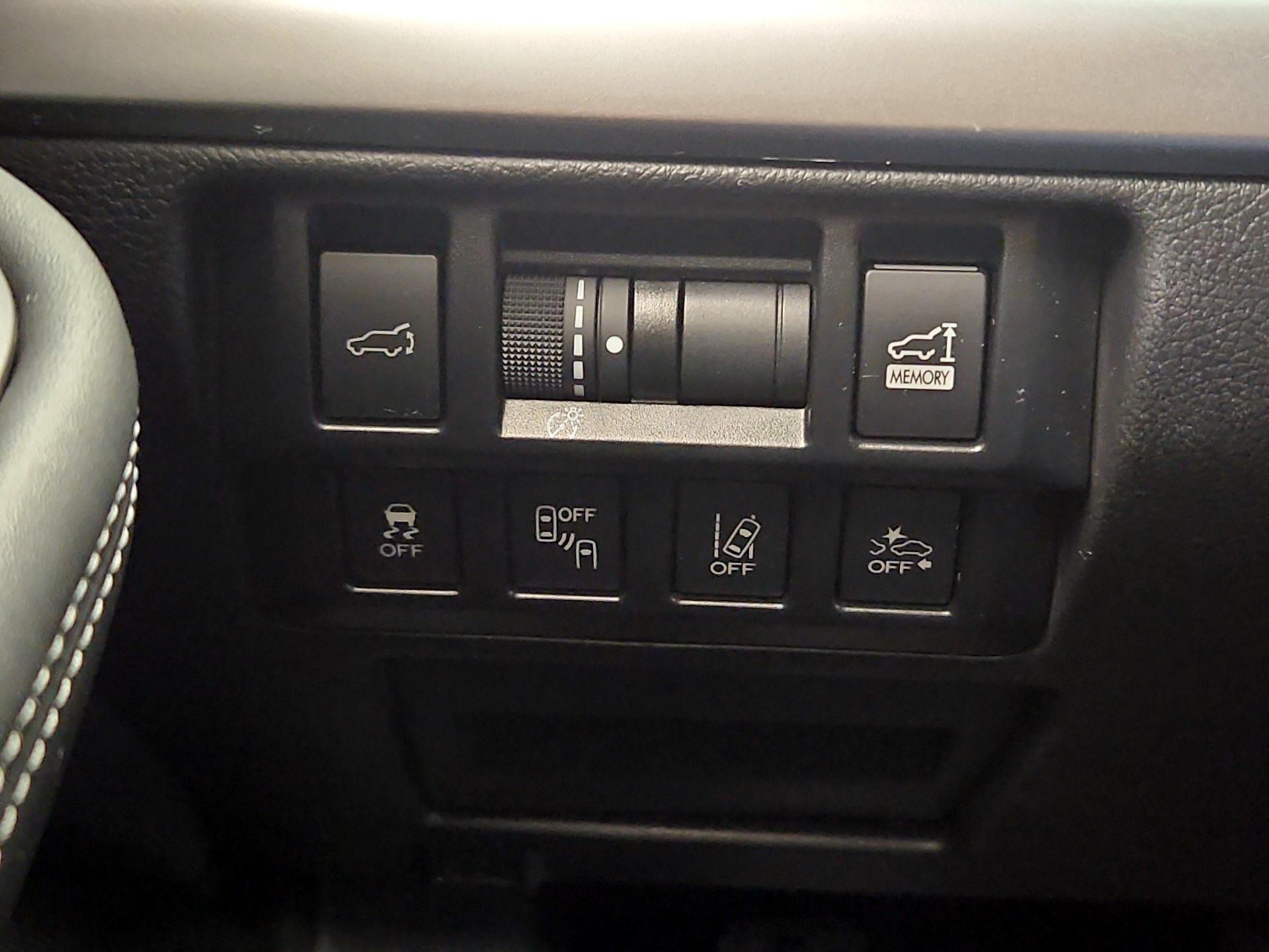 Thumbnail: 2018 Subaru Outback - 13