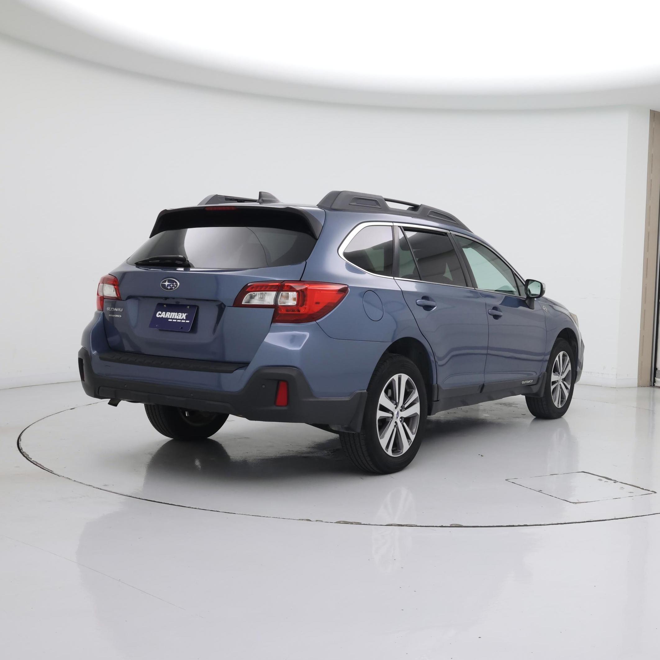 Thumbnail: 2018 Subaru Outback - 8