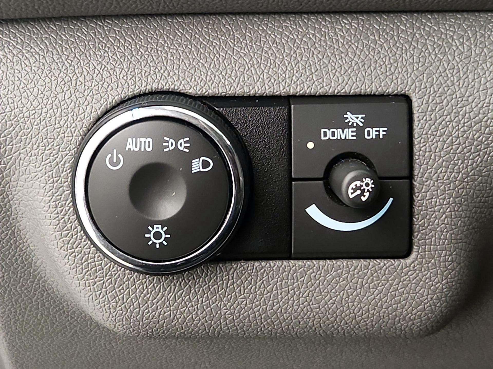 Thumbnail: 2017 Chevrolet Traverse - 13