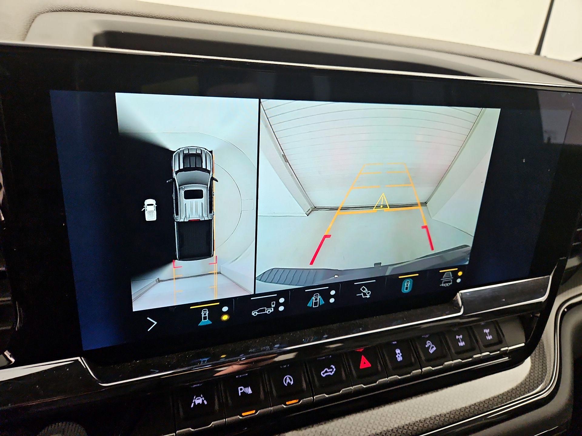 Thumbnail: 2022 Chevrolet Silverado 1500 - 14