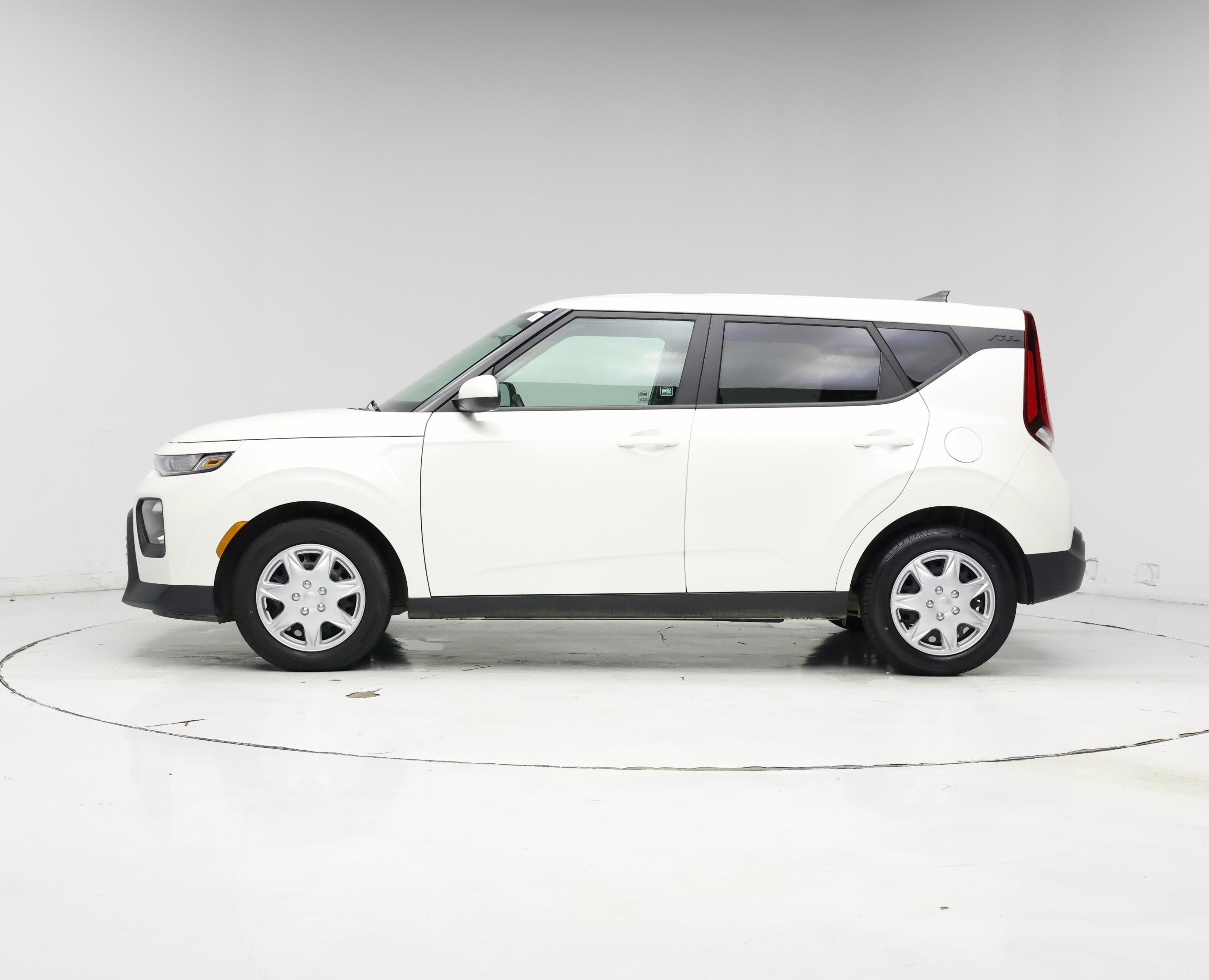 Thumbnail: 2021 Kia Soul - 3