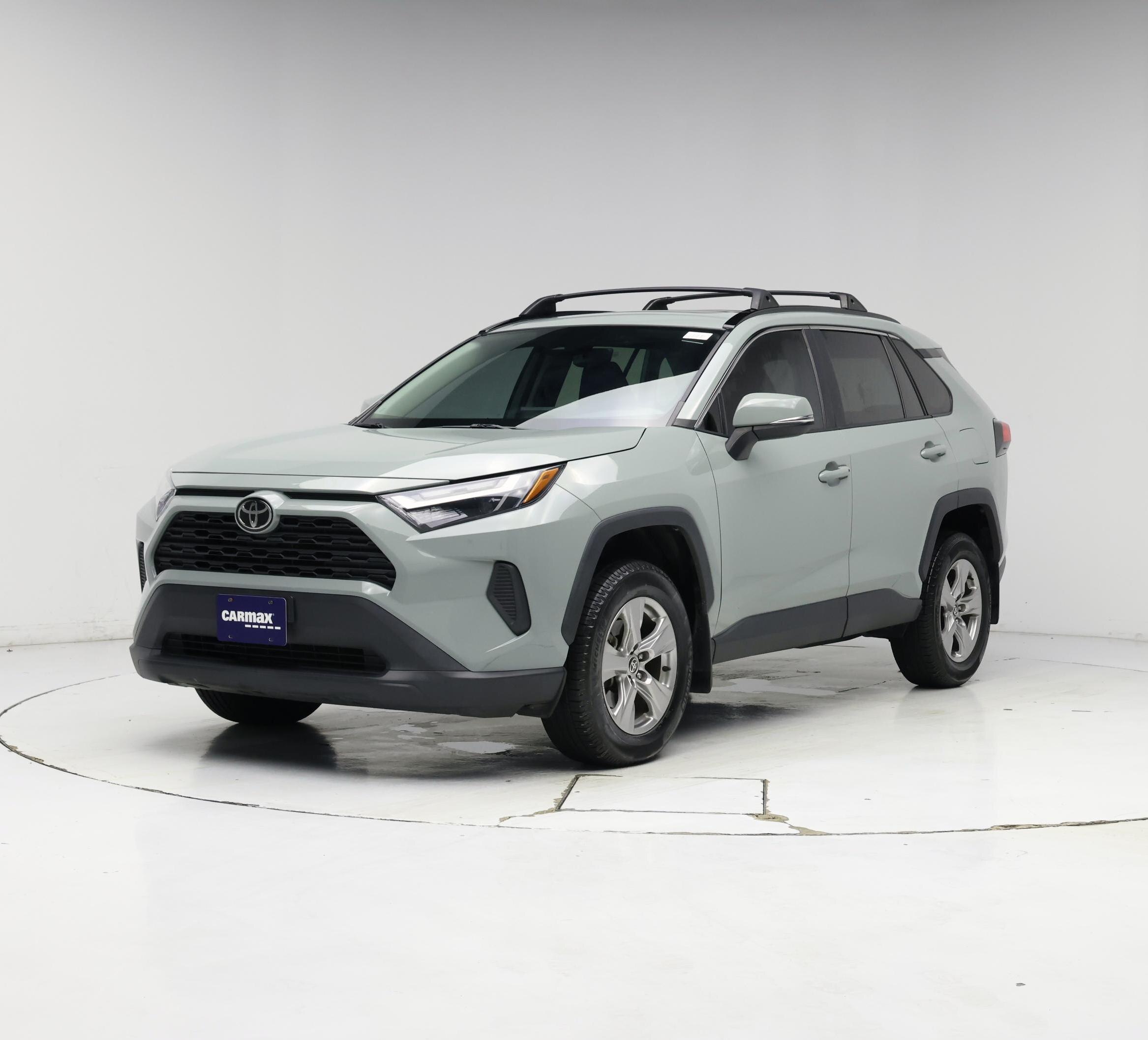Thumbnail: 2022 Toyota RAV4 - 4