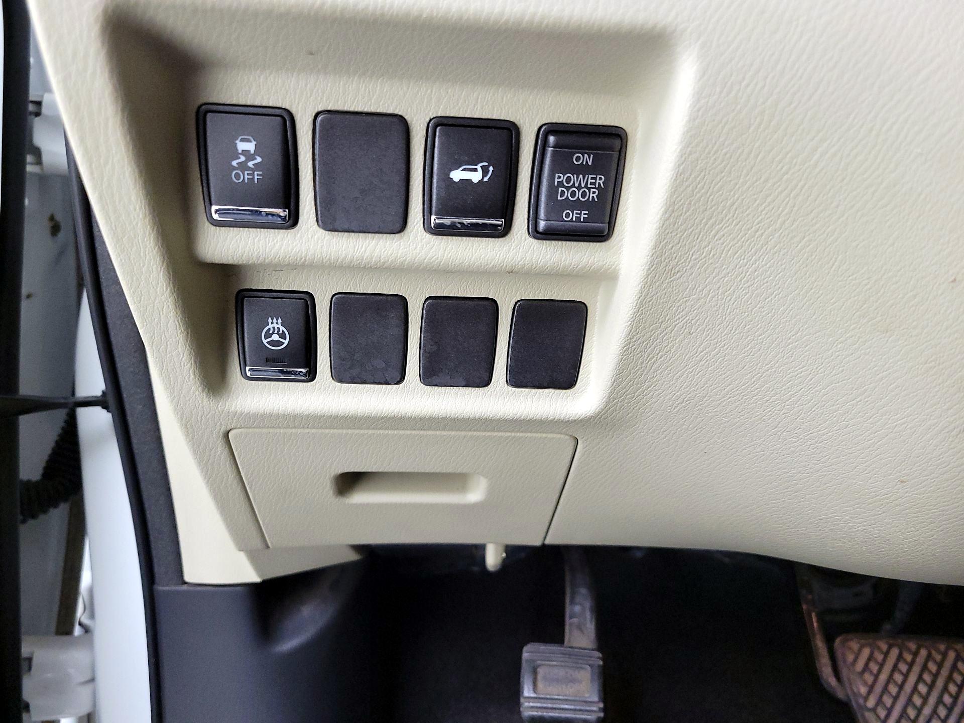 Thumbnail: 2017 INFINITI QX60 - 13