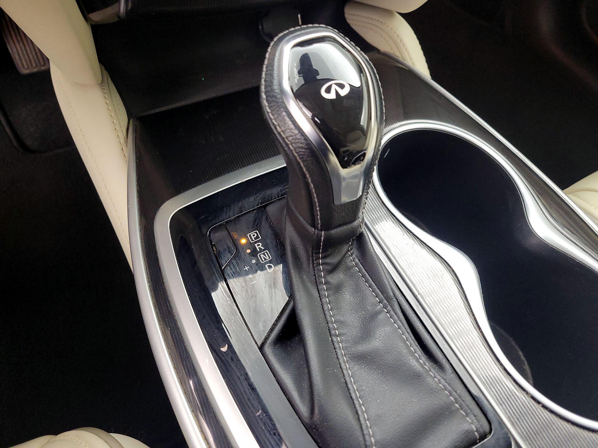 Thumbnail: 2017 INFINITI QX60 - 18