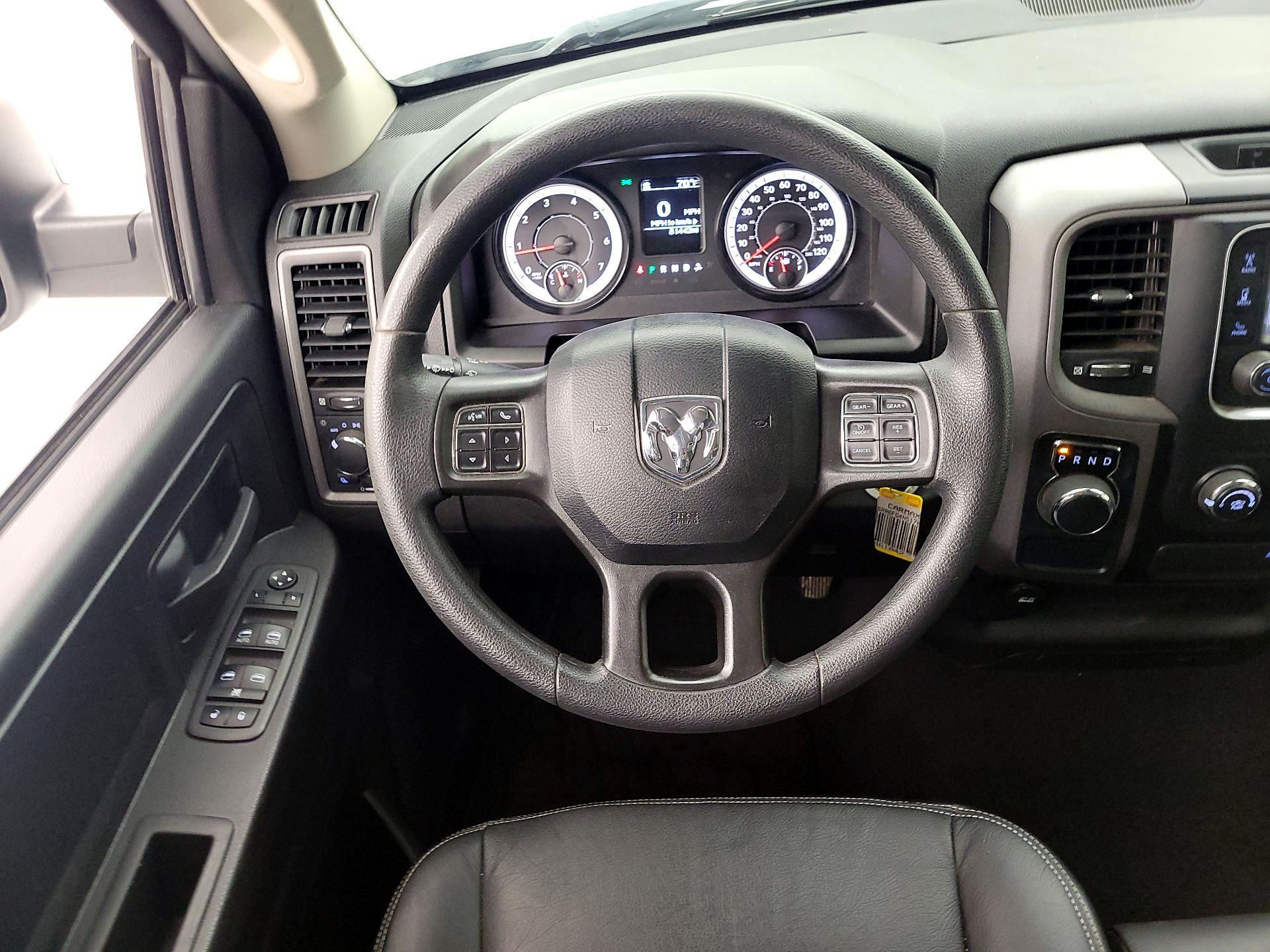 Thumbnail: 2022 RAM 1500 Classic - 10