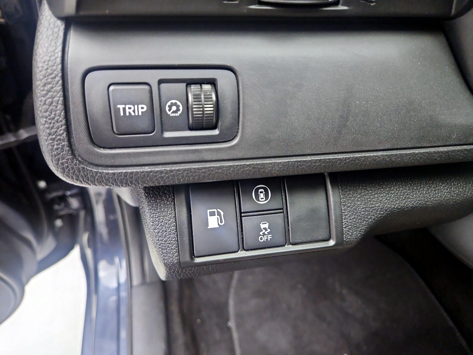 Thumbnail: 2021 Honda Insight - 13