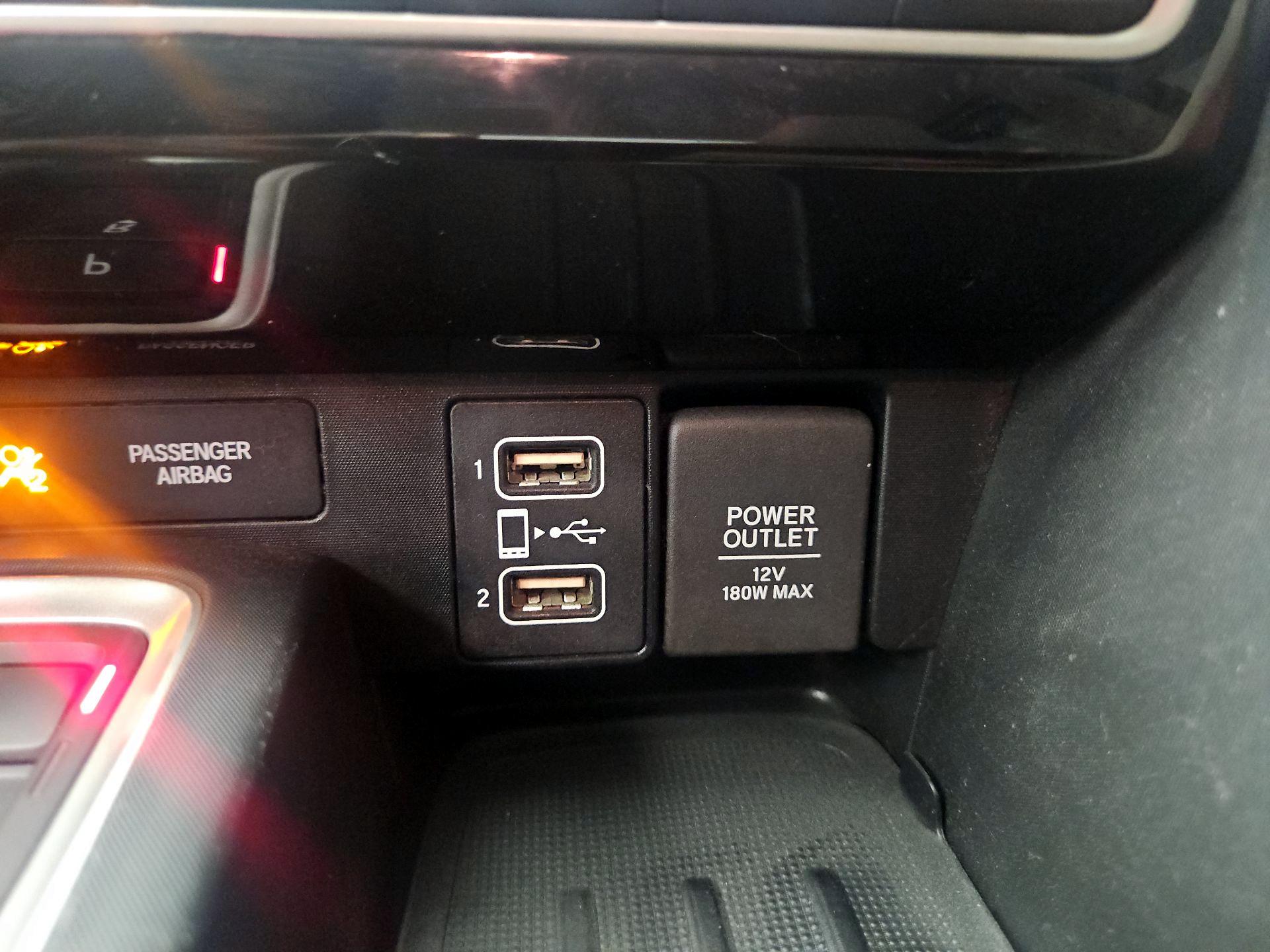 Thumbnail: 2021 Honda Insight - 18