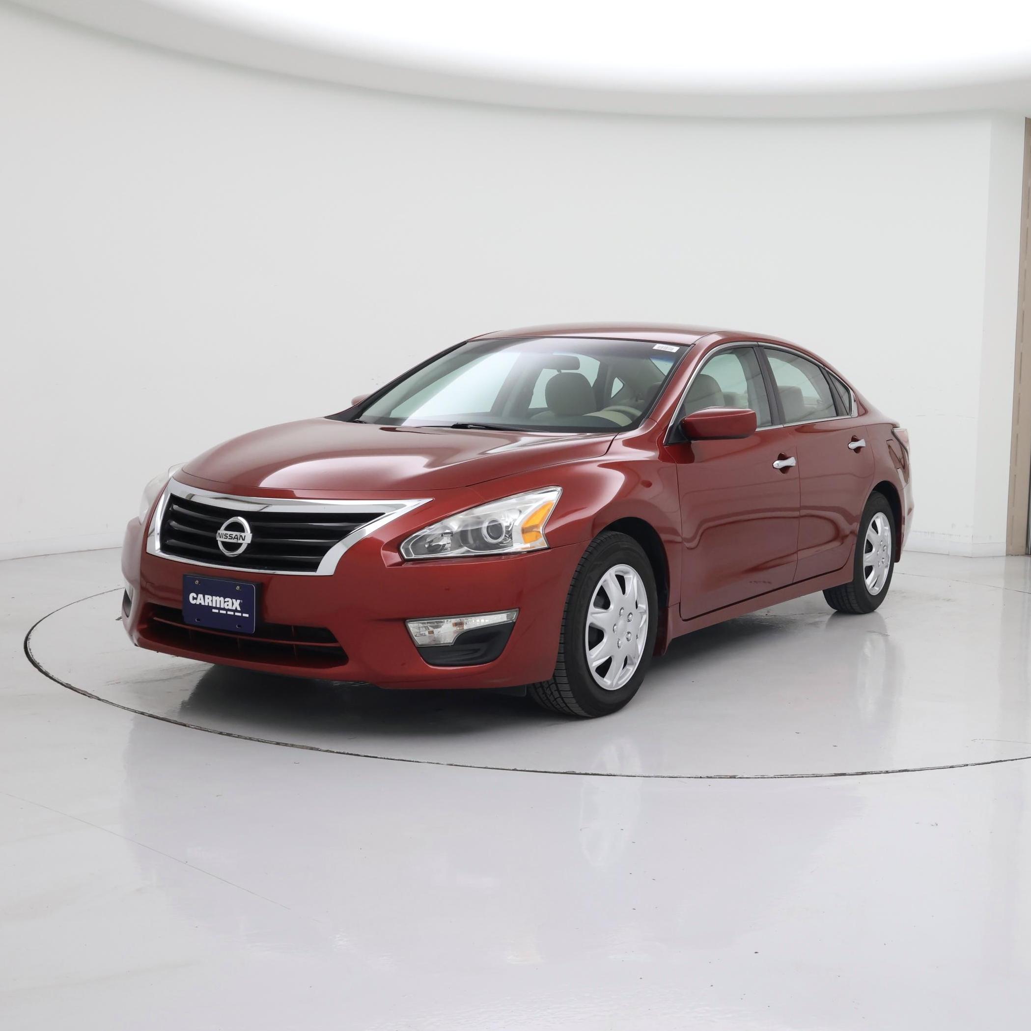 Thumbnail: 2015 Nissan Altima - 4