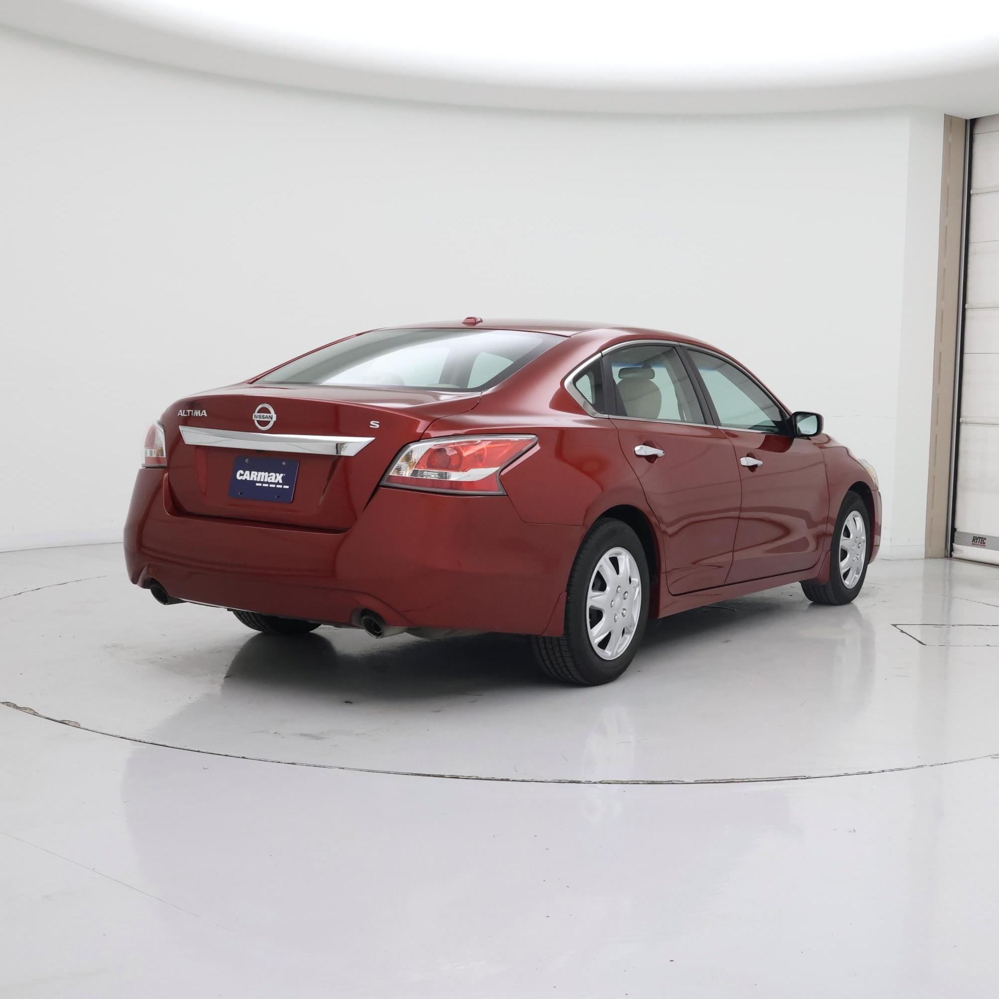 Thumbnail: 2015 Nissan Altima - 8