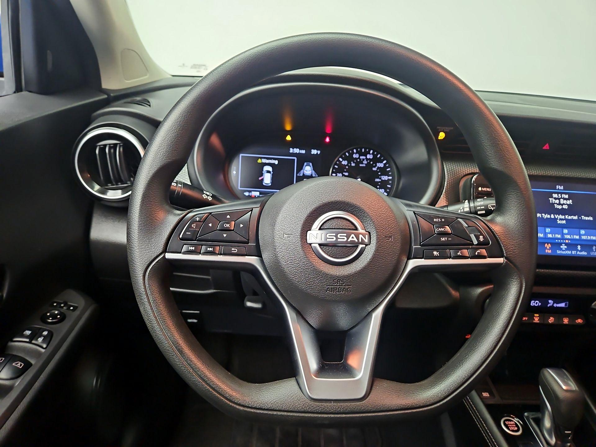 Thumbnail: 2022 Nissan Kicks - 10