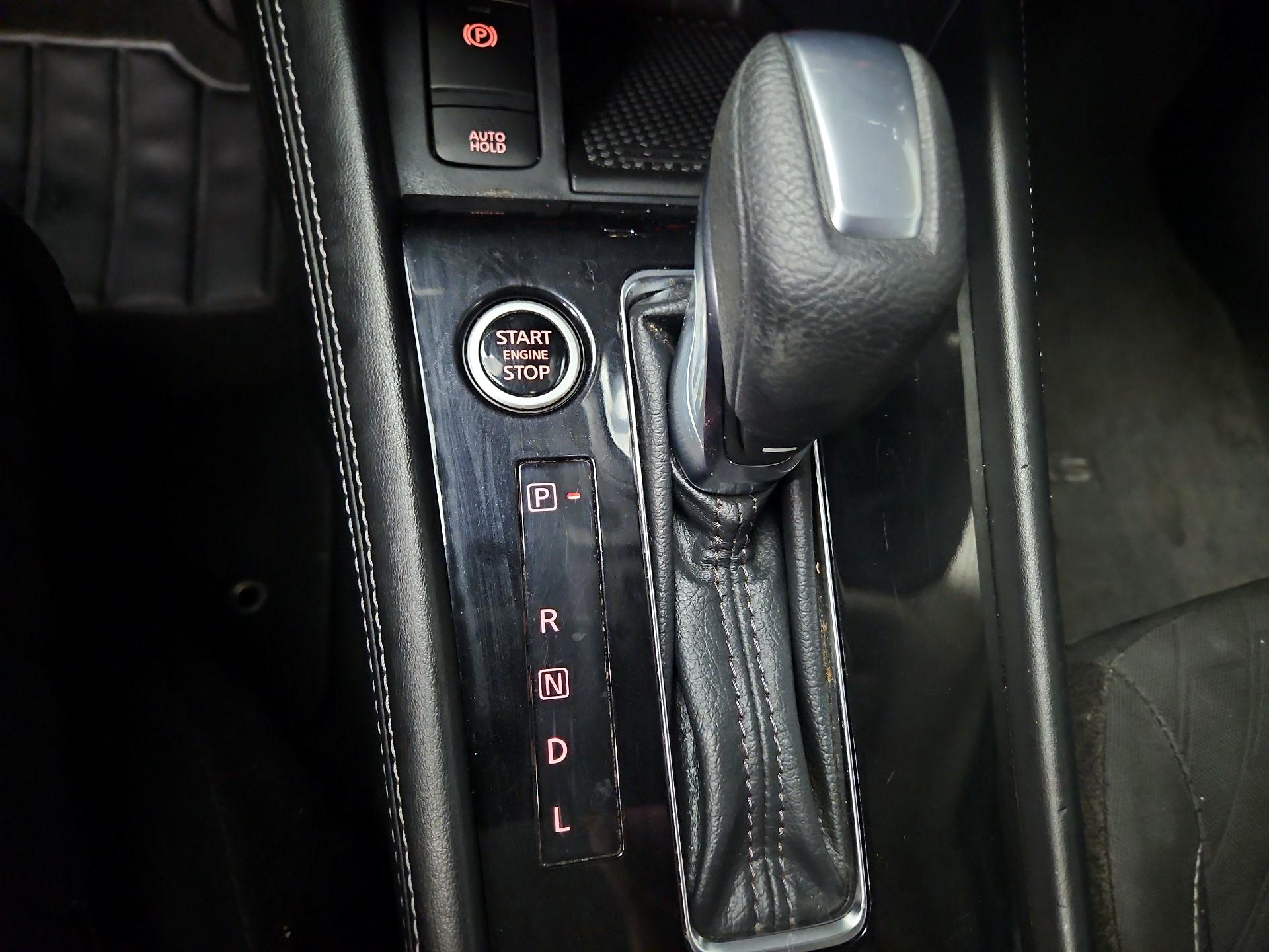 Thumbnail: 2022 Nissan Kicks - 16