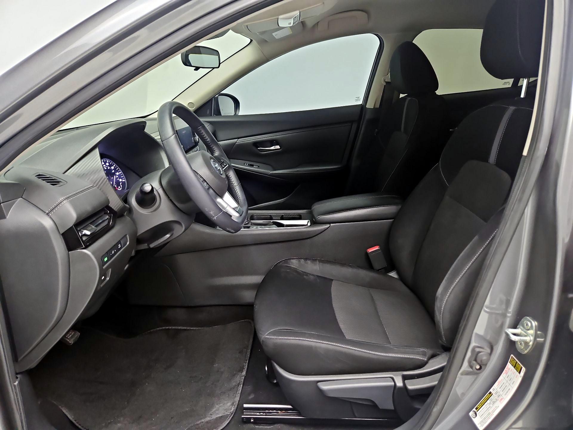 Thumbnail: 2020 Nissan Sentra - 11